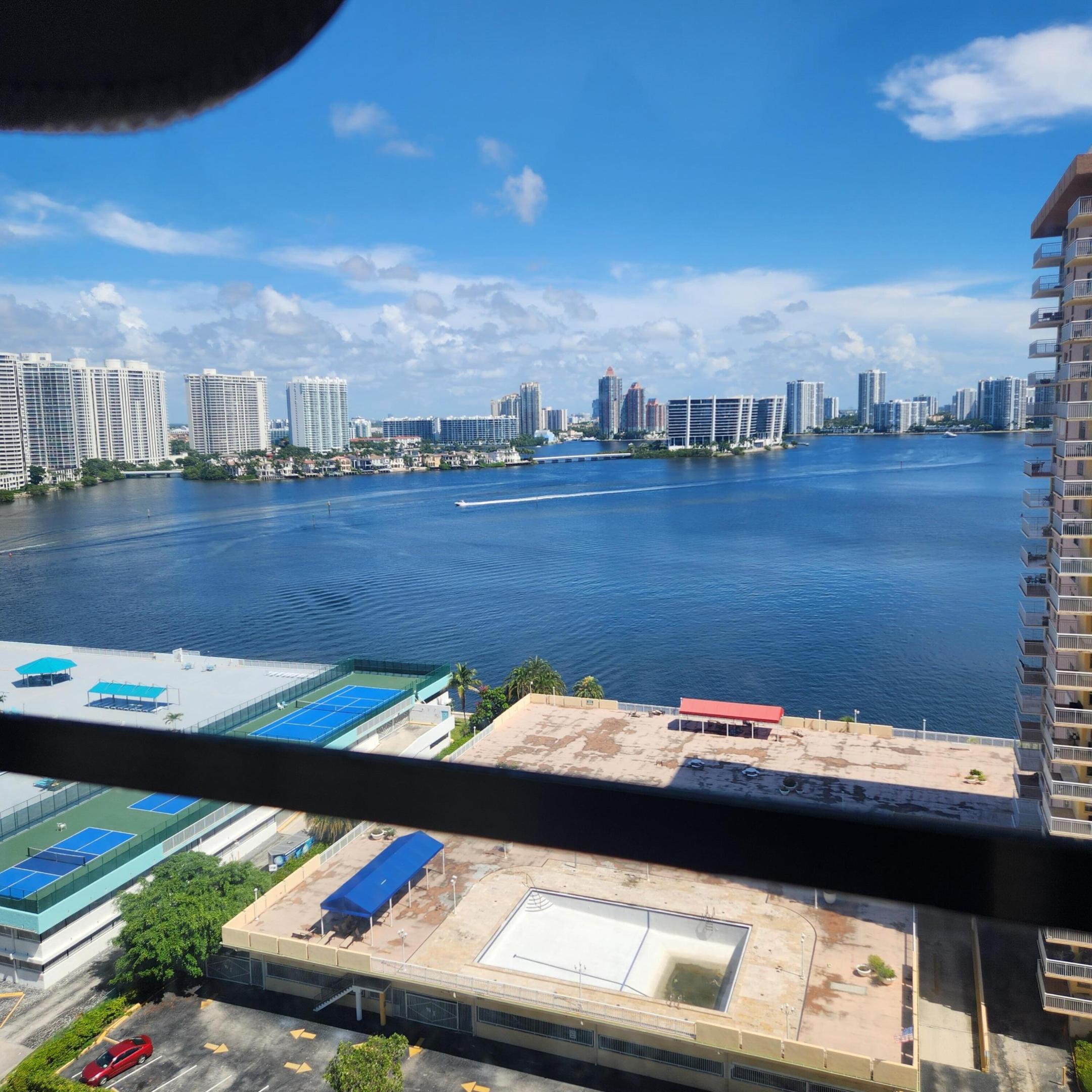 Sunny Isles Beach photo 4