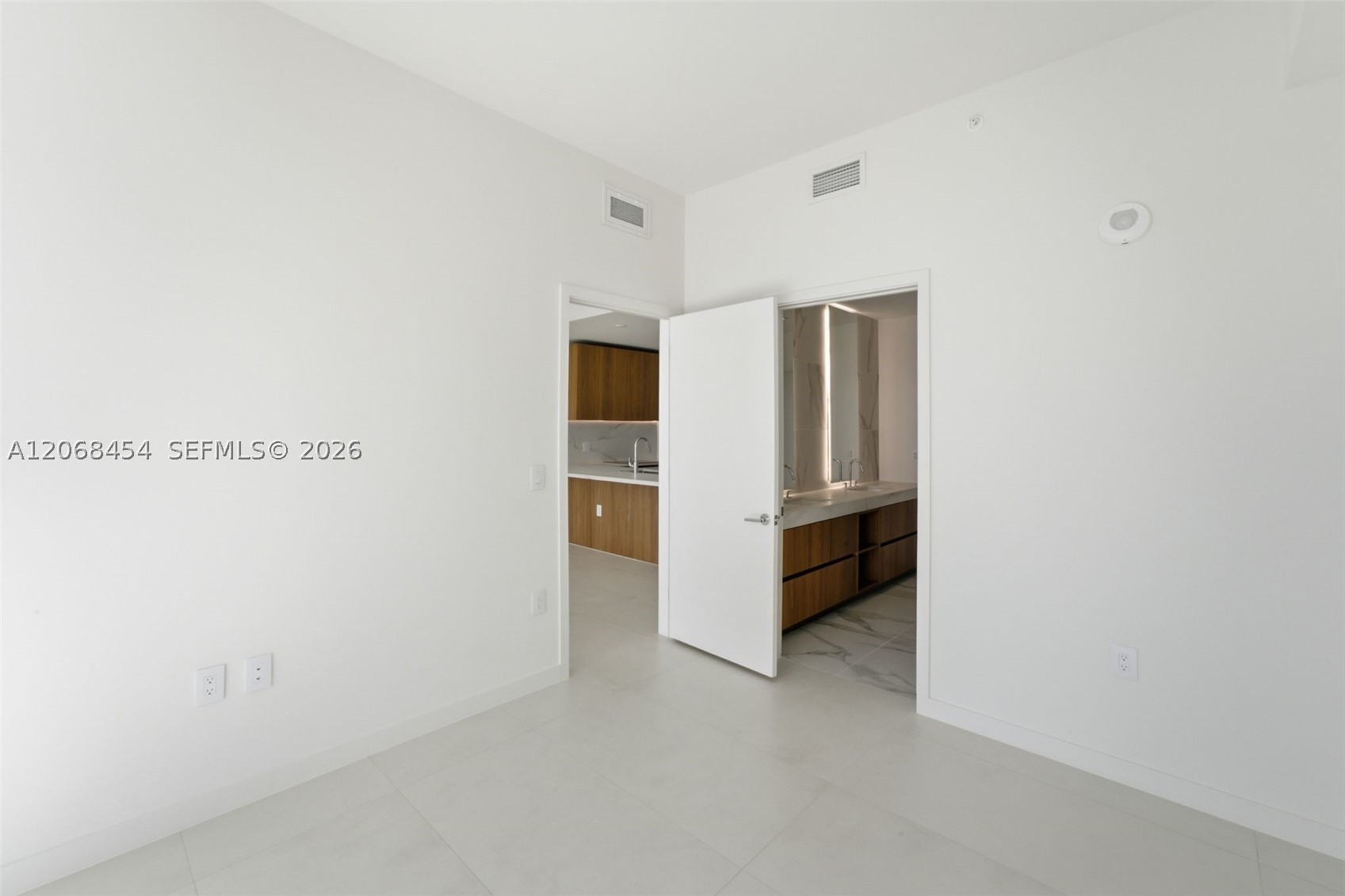 Miami photo 4