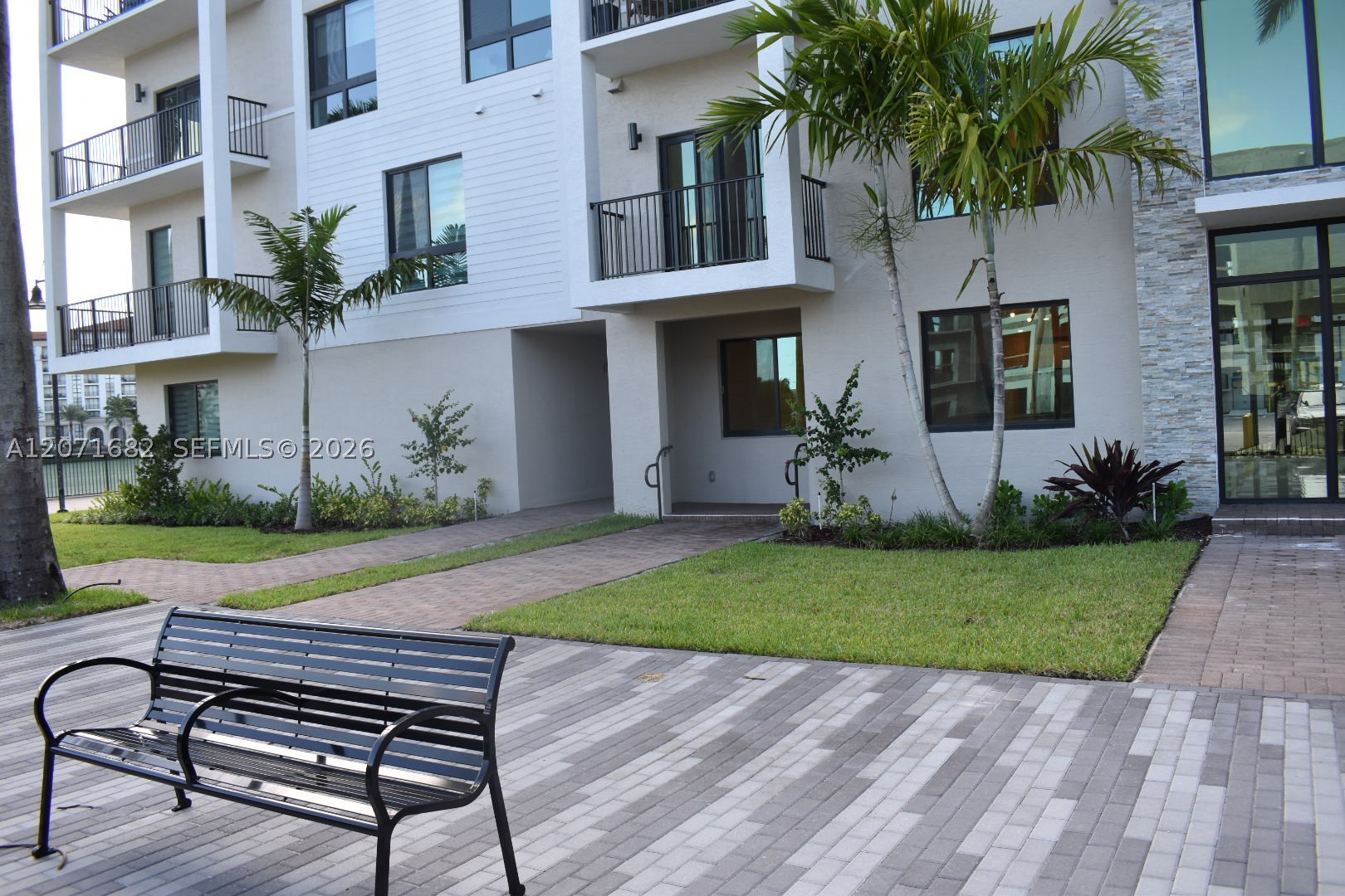 Doral photo 4