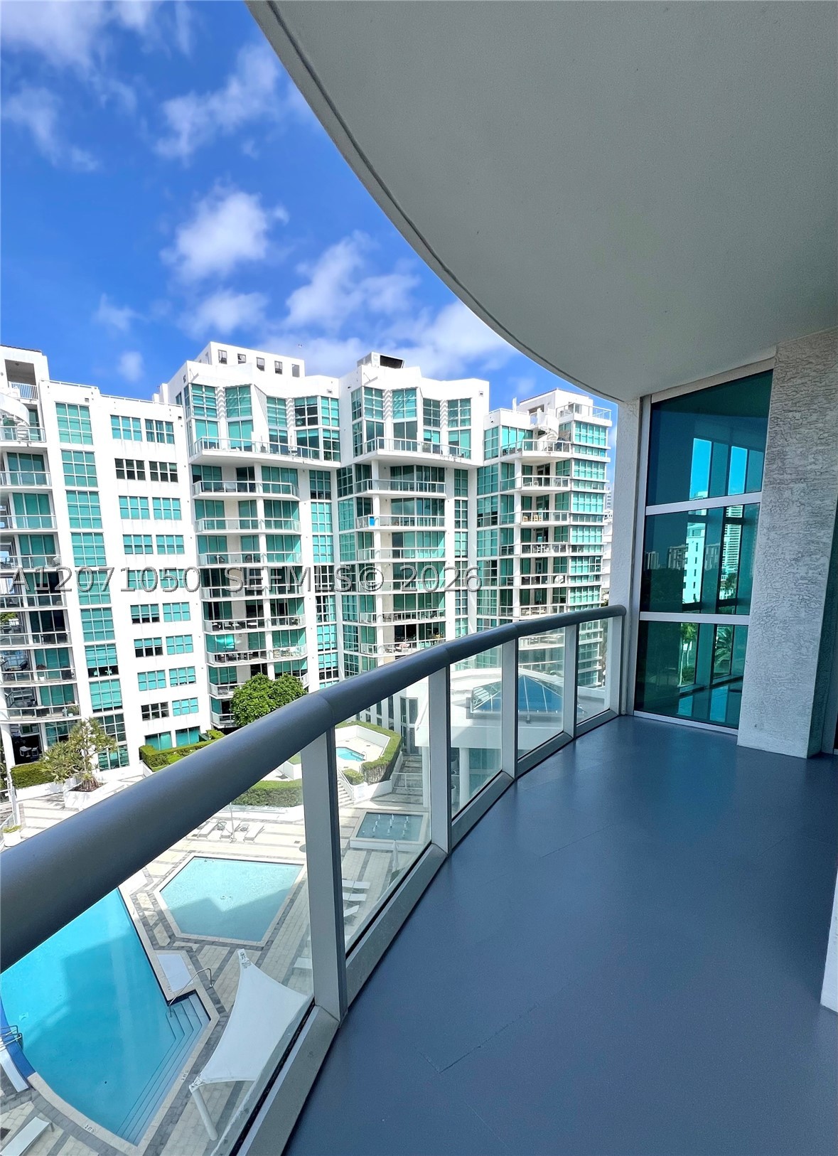 Aventura photo 5