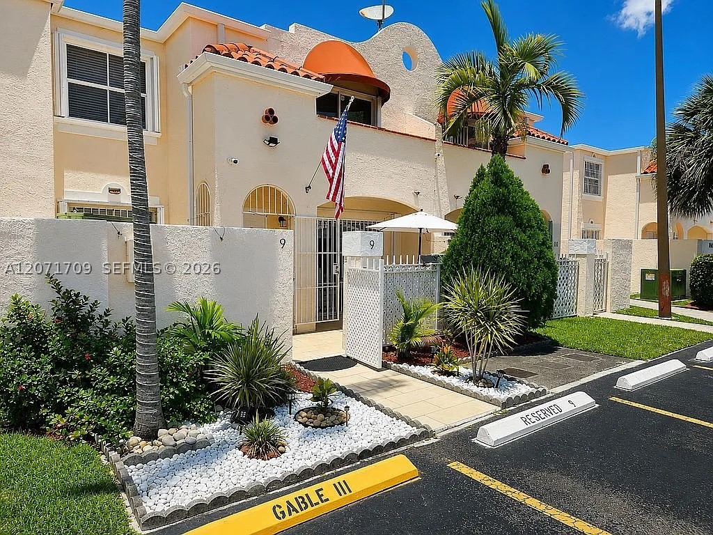 Miami photo 1
