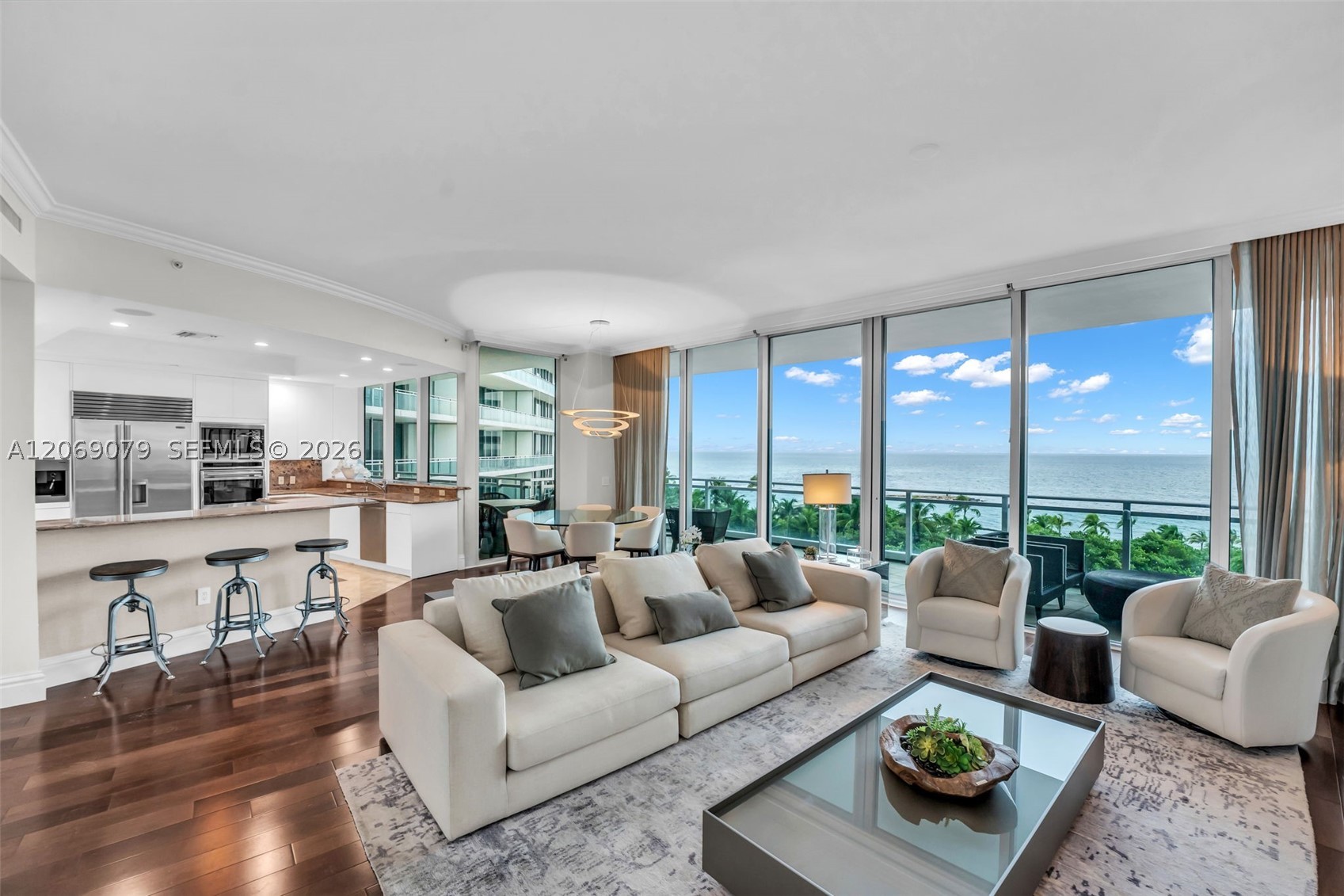 Bal Harbour photo 3