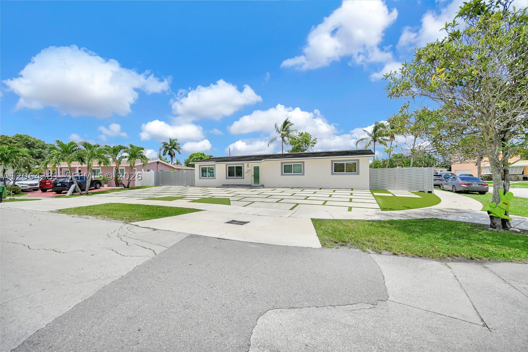 Hialeah photo 5