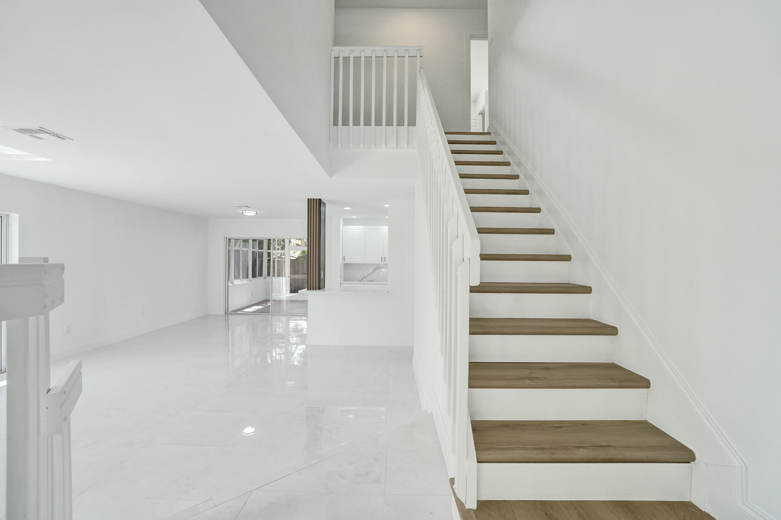Pembroke Pines photo 3
