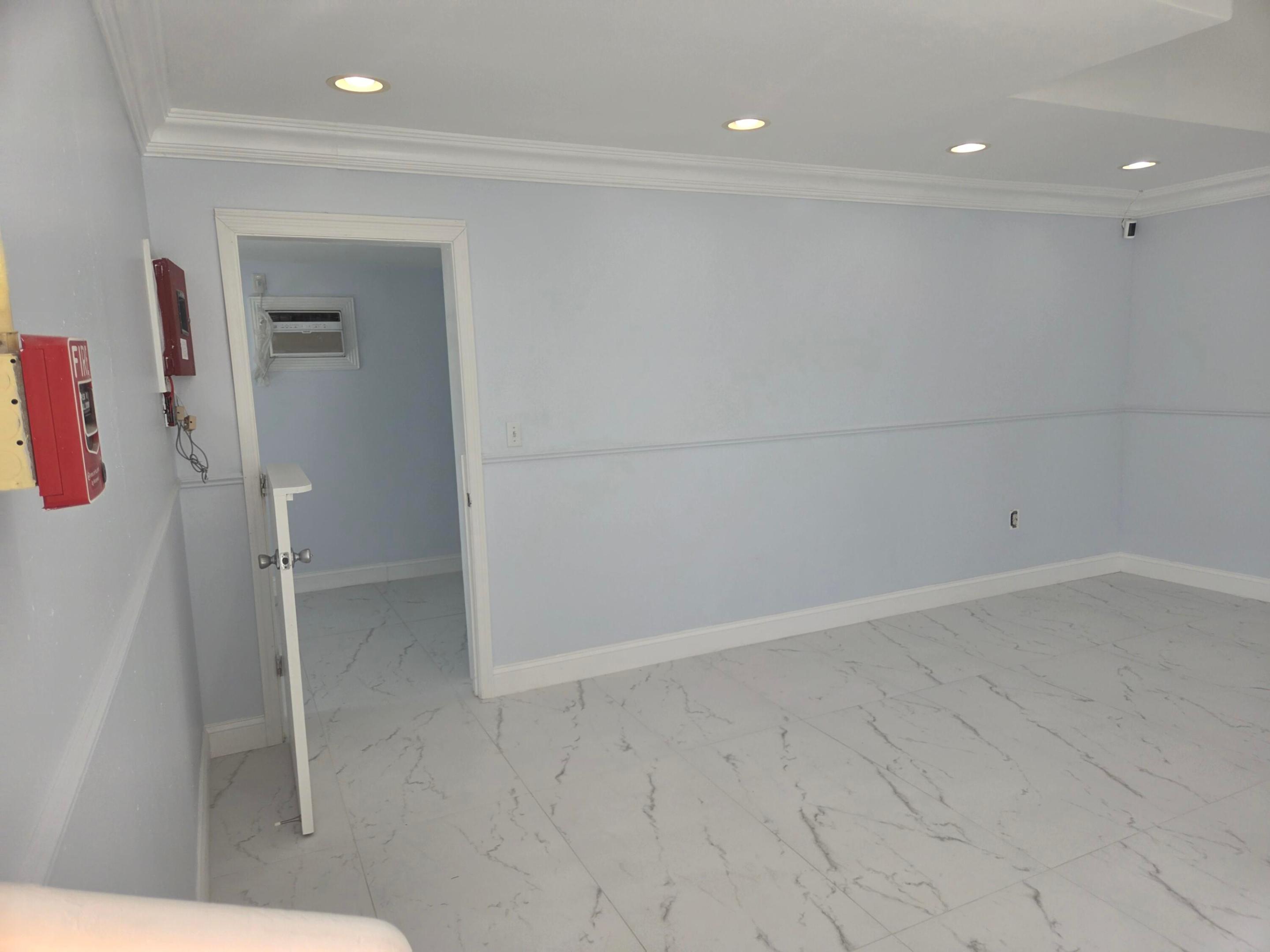 Wilton Manors photo 5