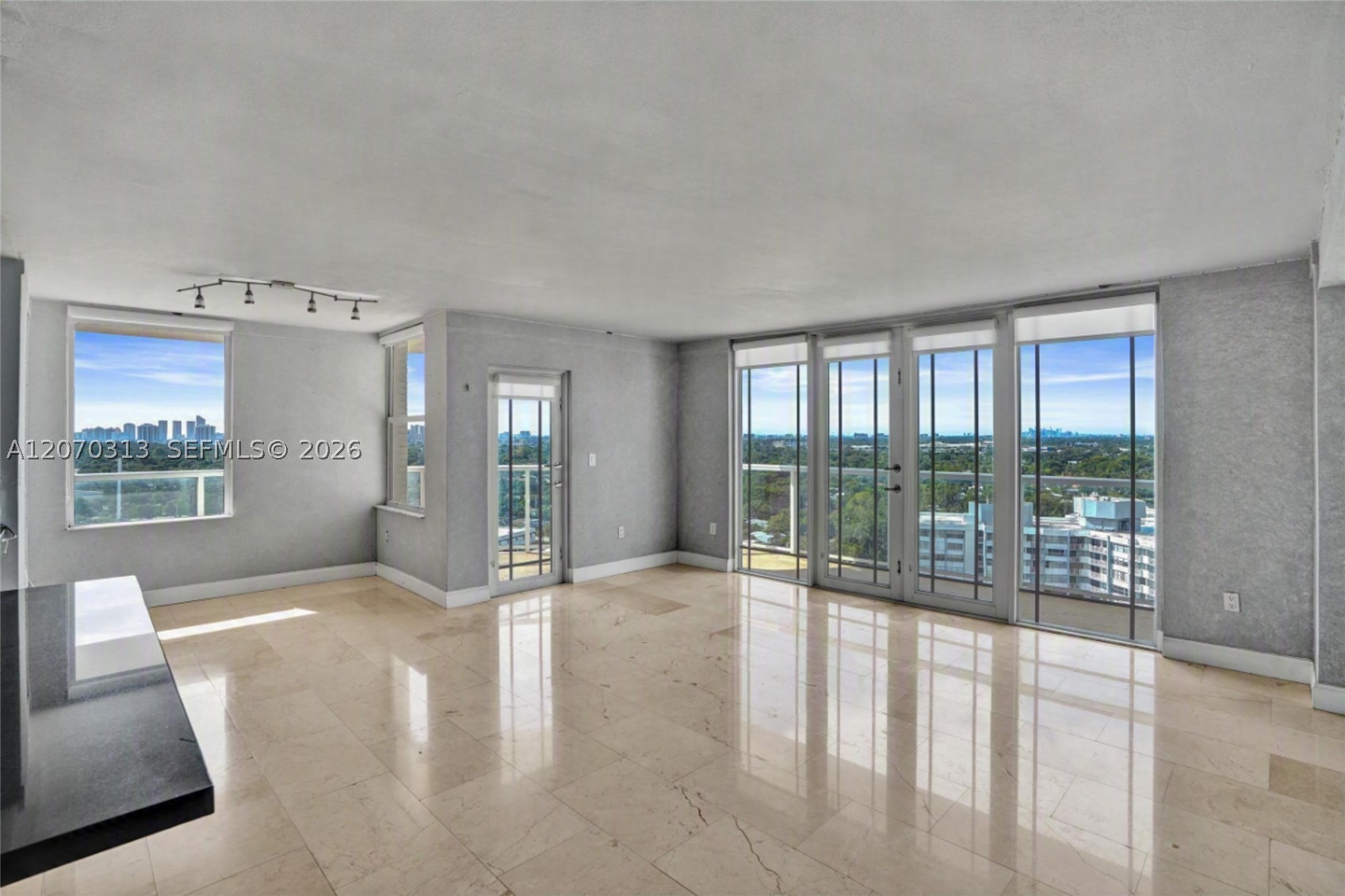 Miami photo 1