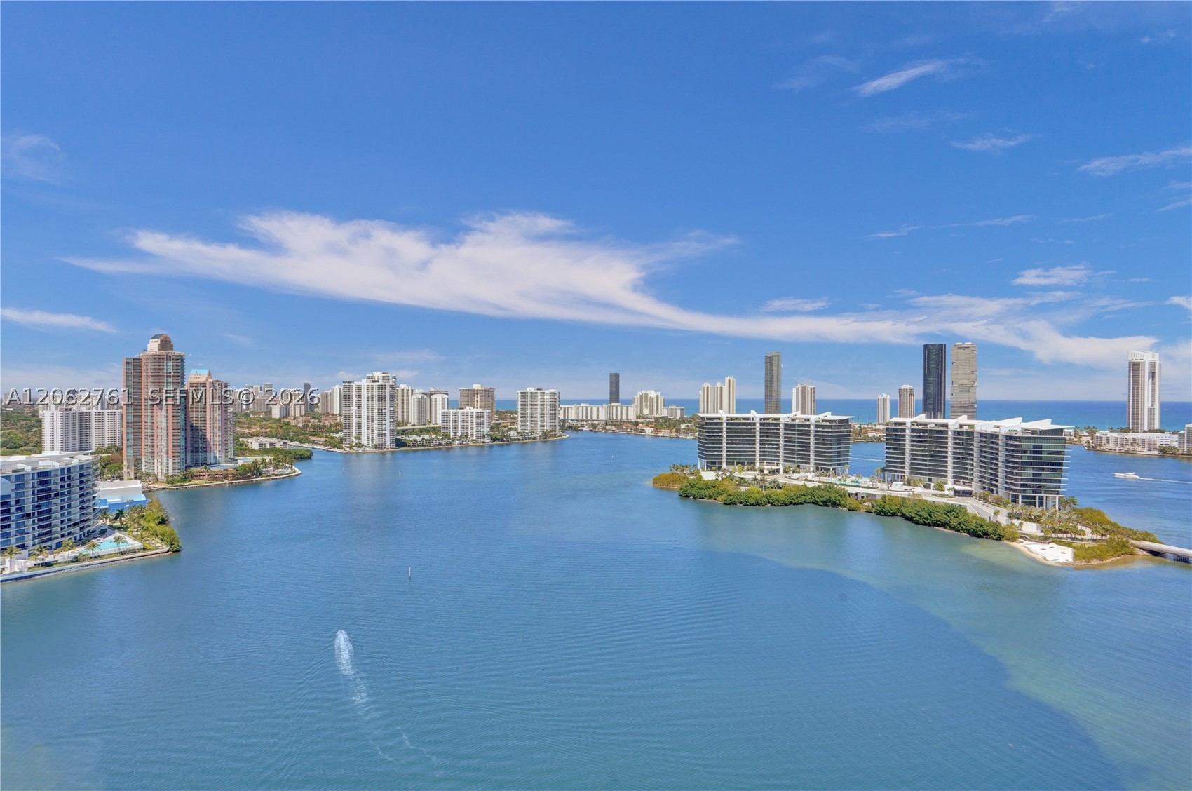 Aventura photo 2