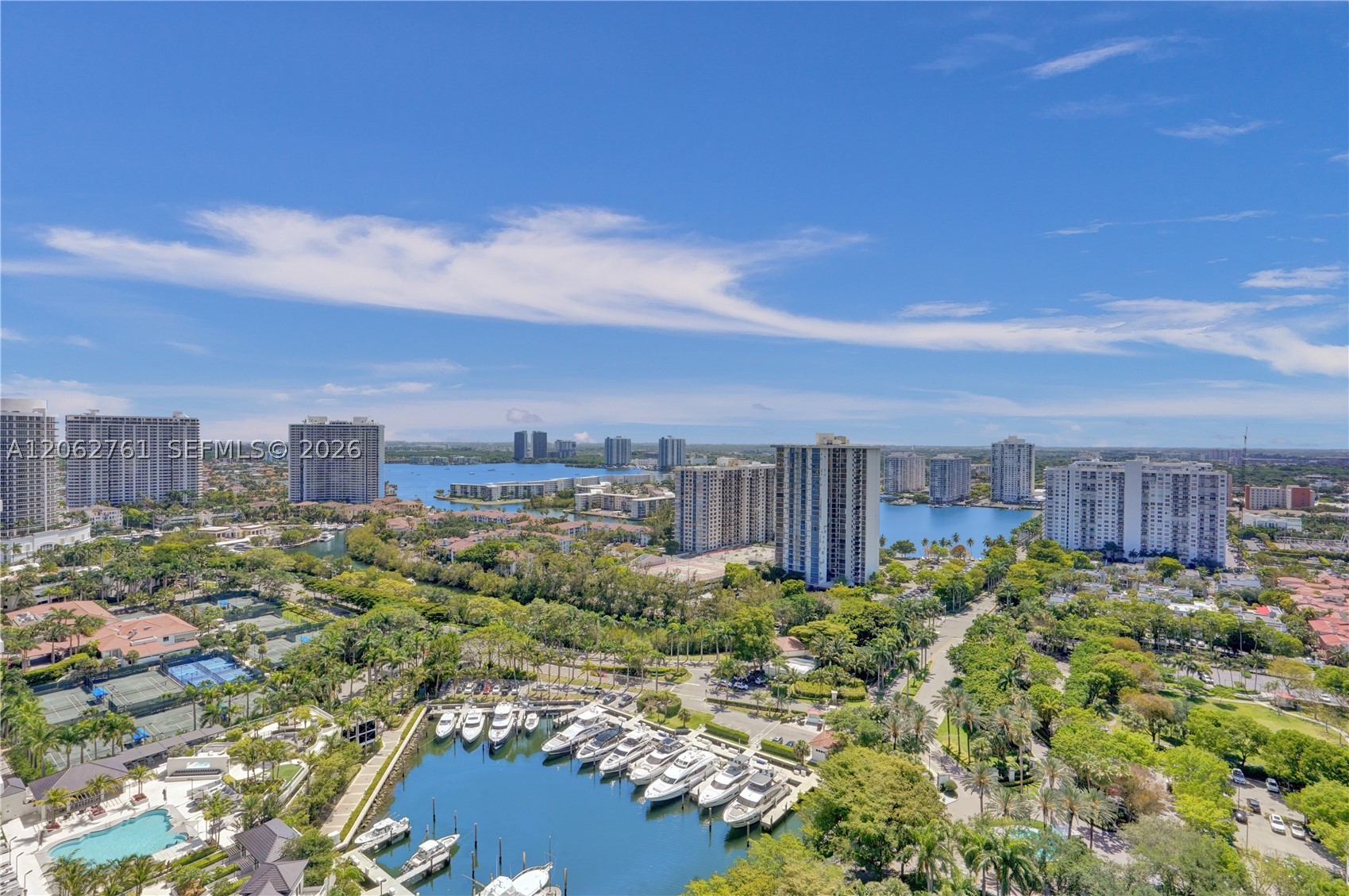 Aventura photo 5