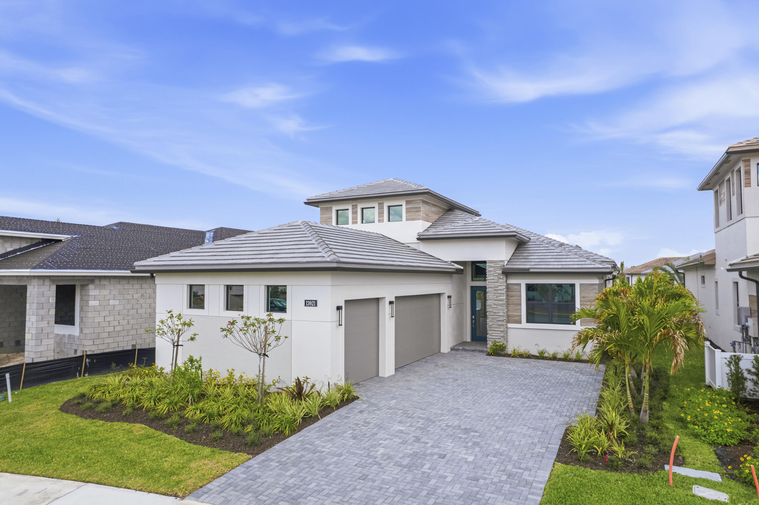 Palm Beach Gardens photo 1