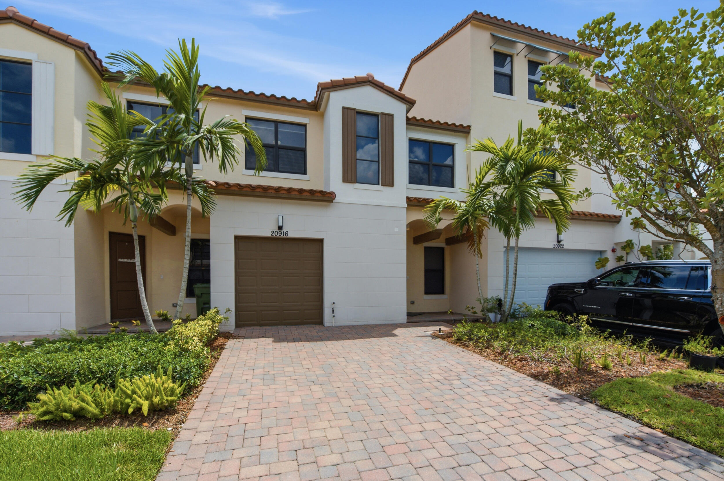 Pembroke Pines photo 5