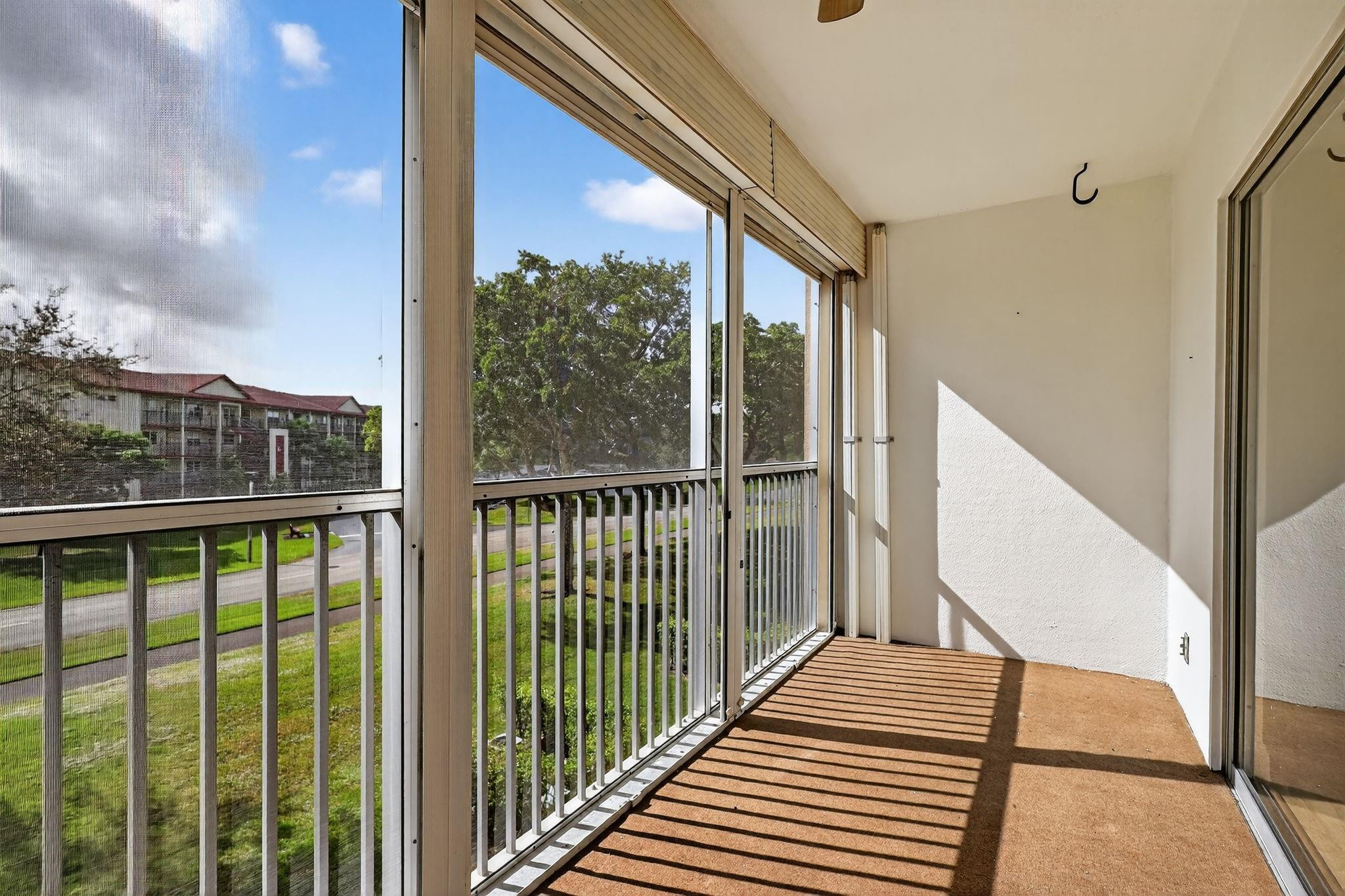Pembroke Pines photo 1