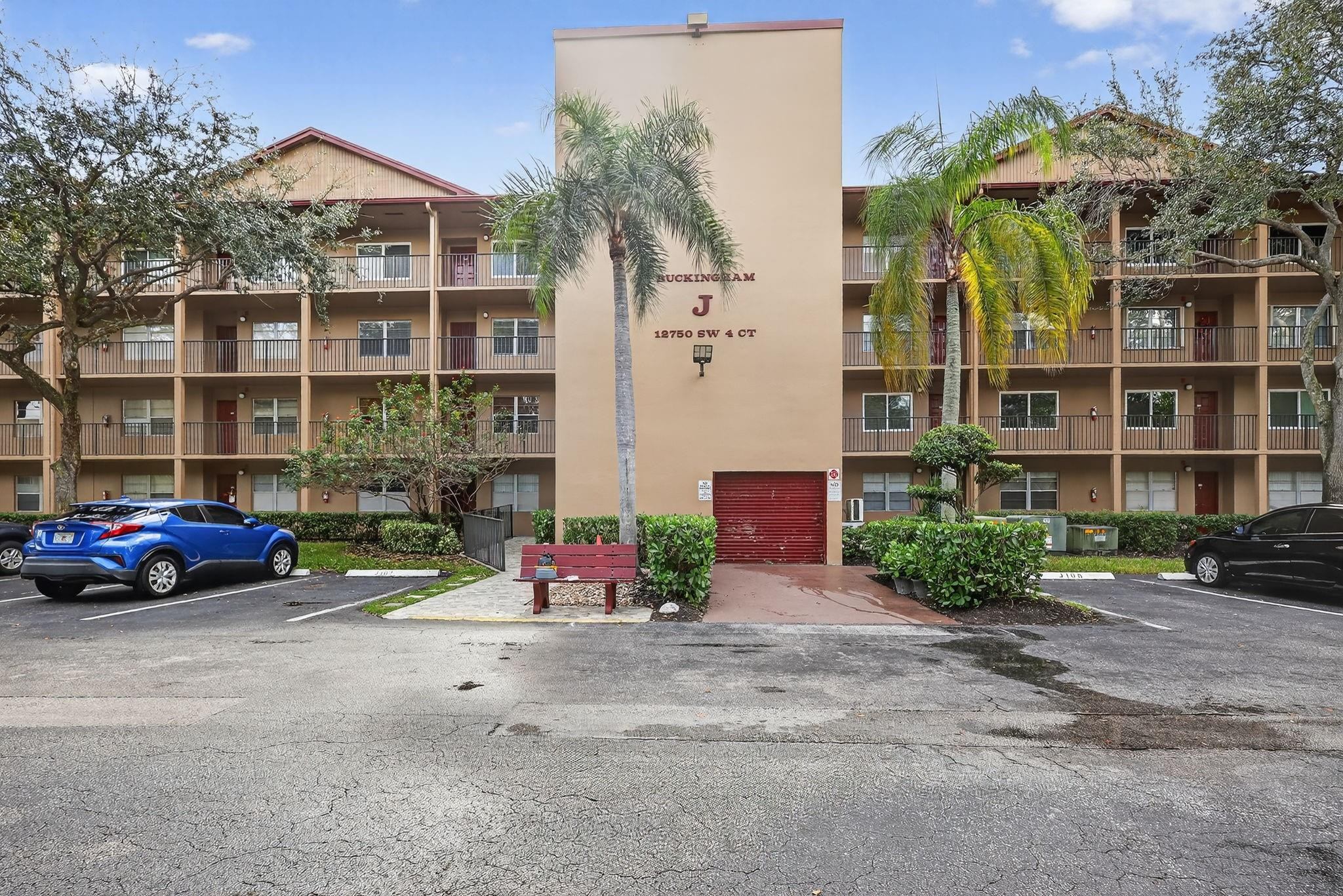 Pembroke Pines photo 5