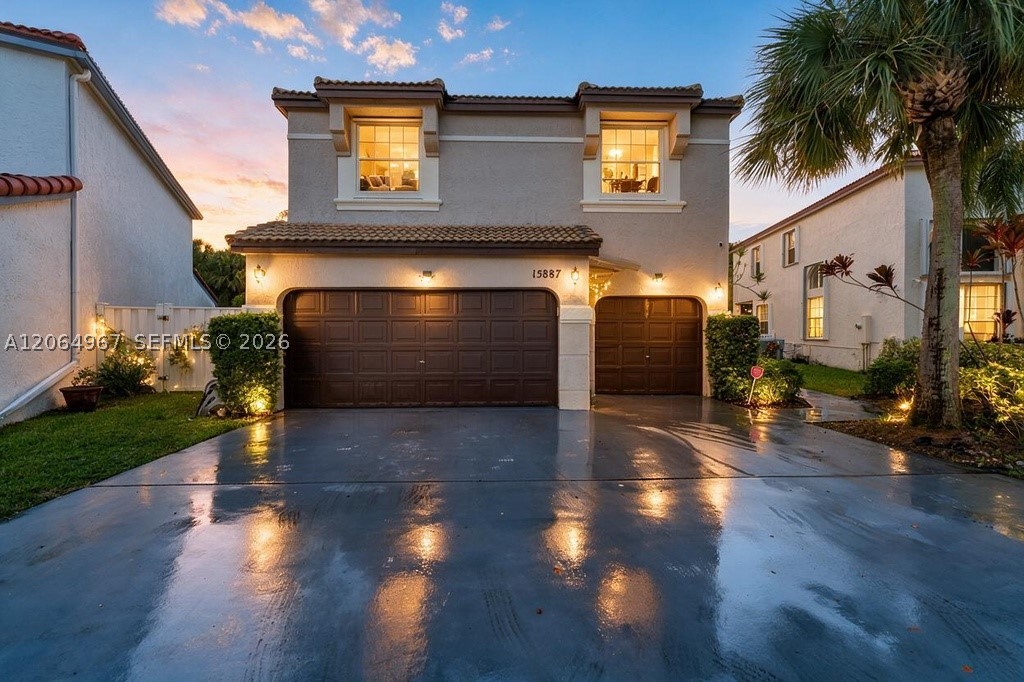 Pembroke Pines photo 5