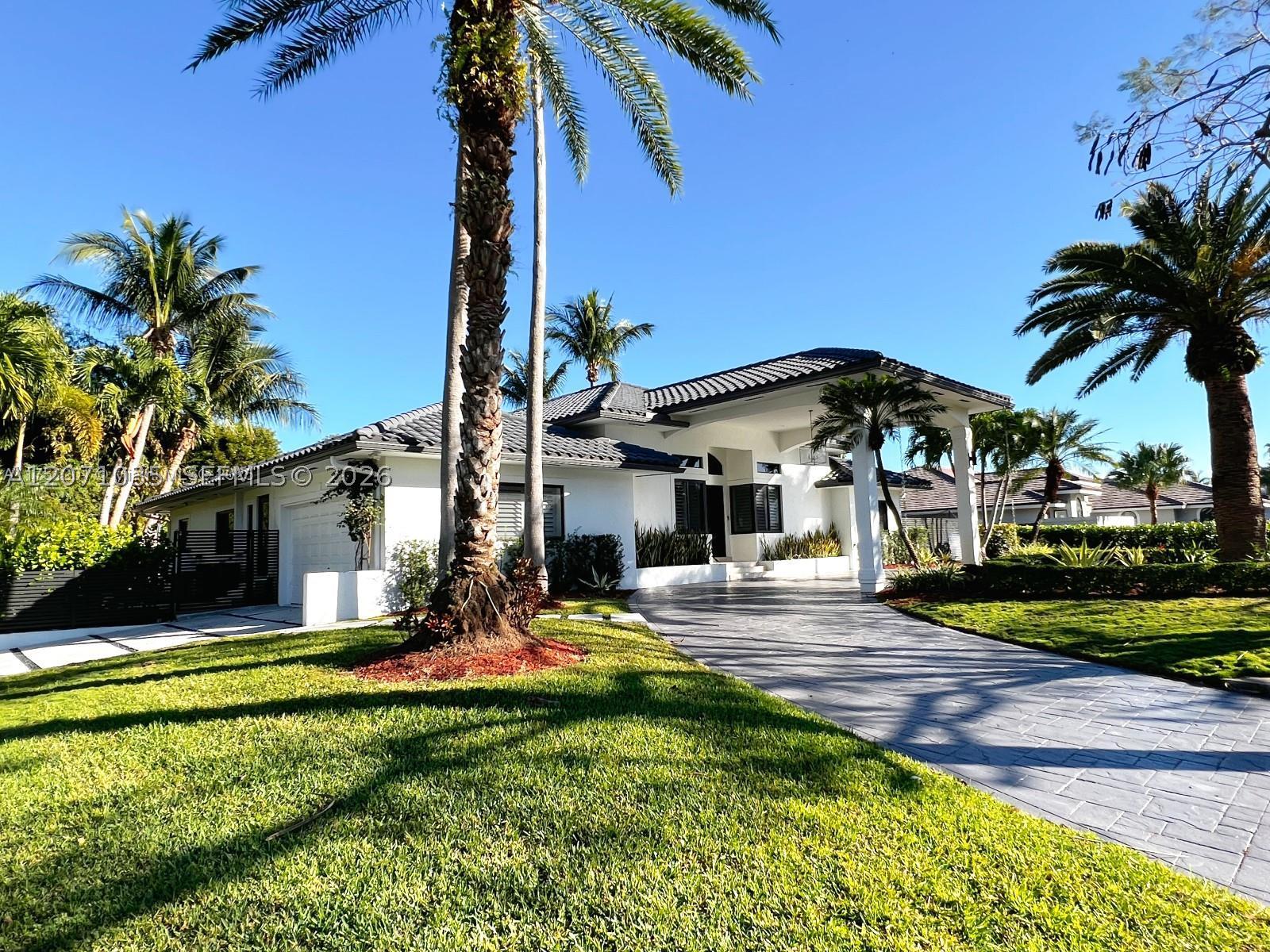 Palmetto Bay photo 2