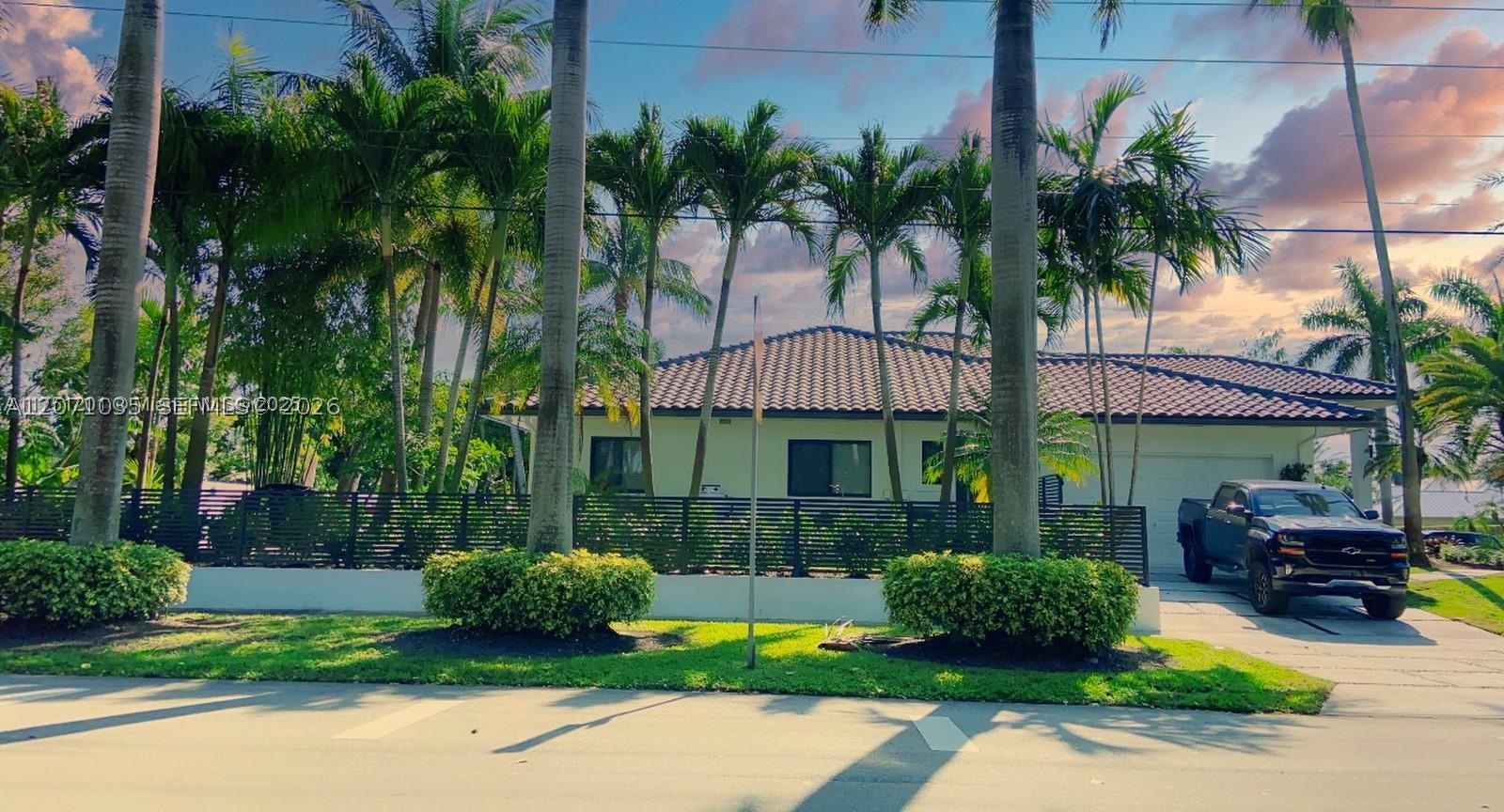 Palmetto Bay photo 4