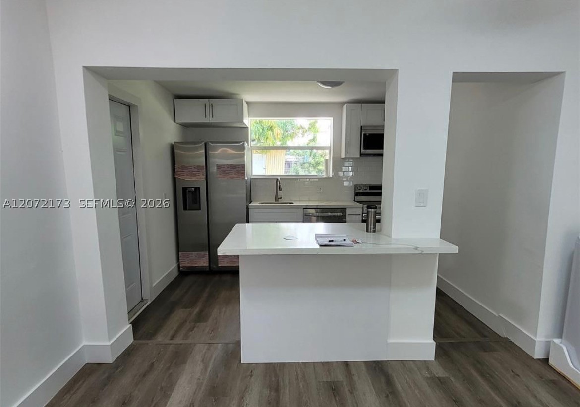 North Miami photo 2