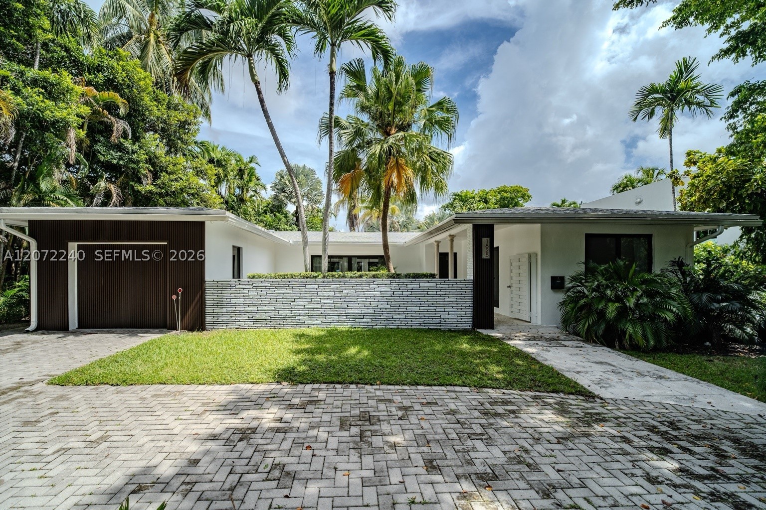 North Miami photo 3