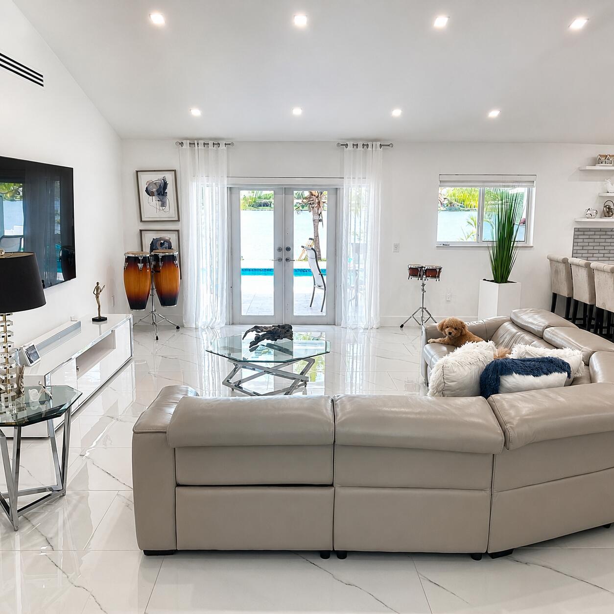 Pembroke Pines photo 2
