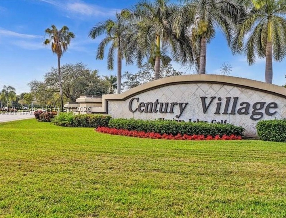 Pembroke Pines photo 1