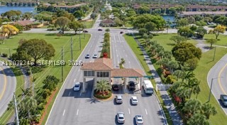 Pembroke Pines photo 3