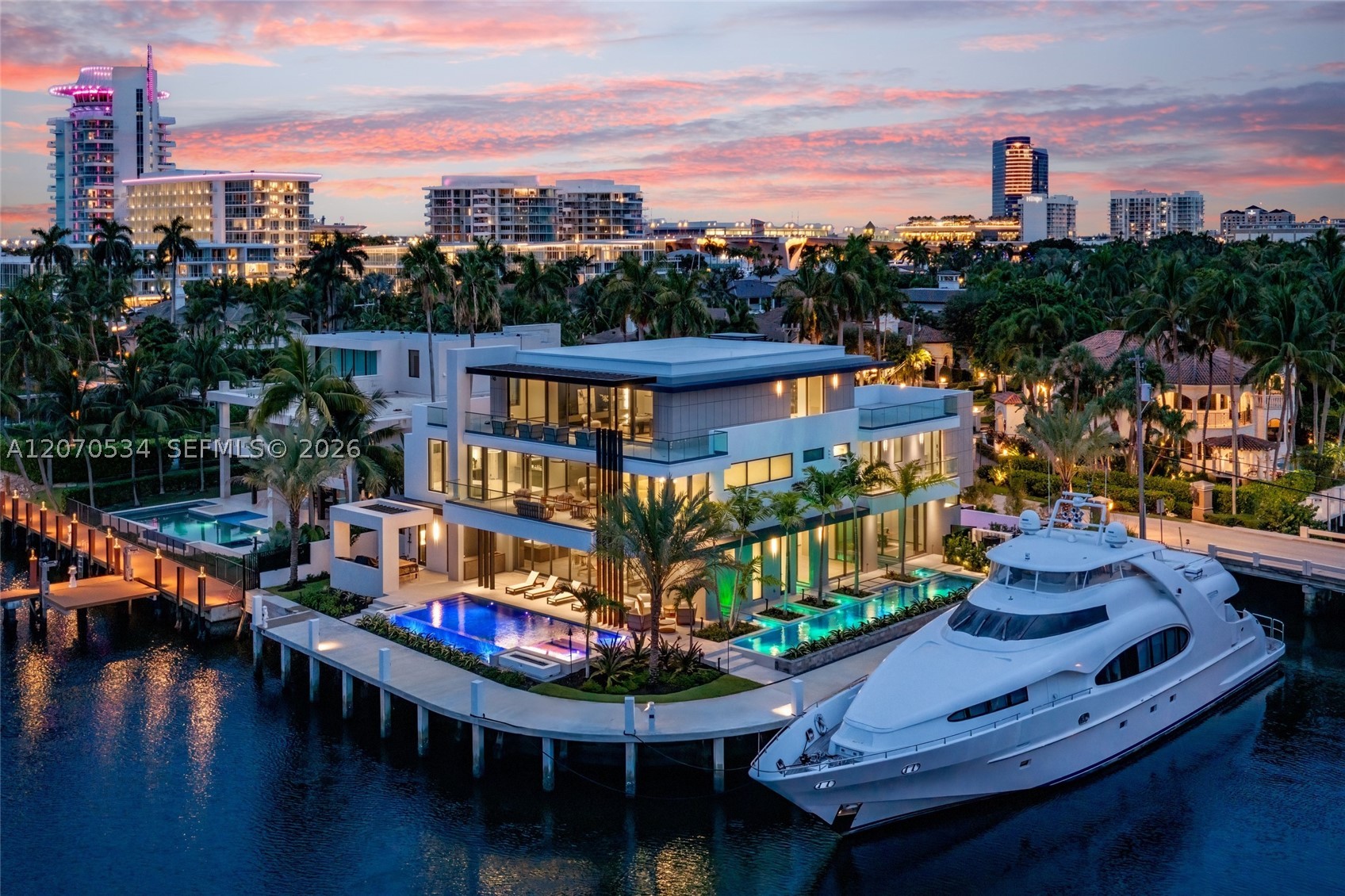 Fort Lauderdale photo 2