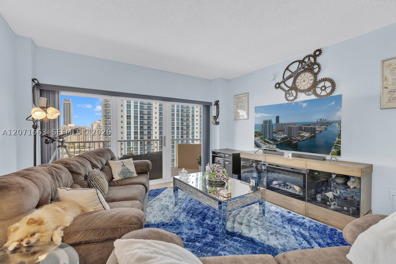 Hallandale Beach photo 3