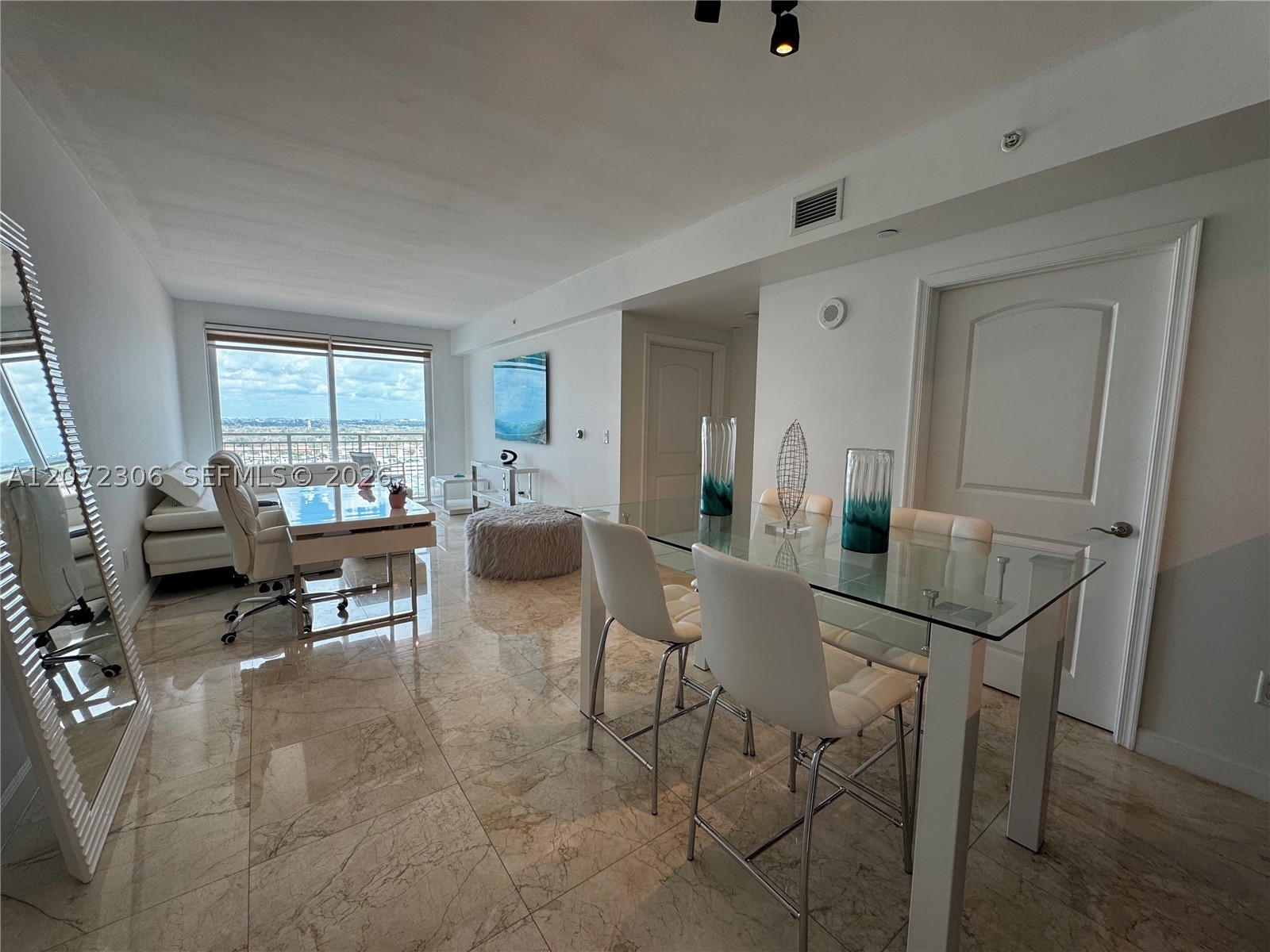 Miami photo 1