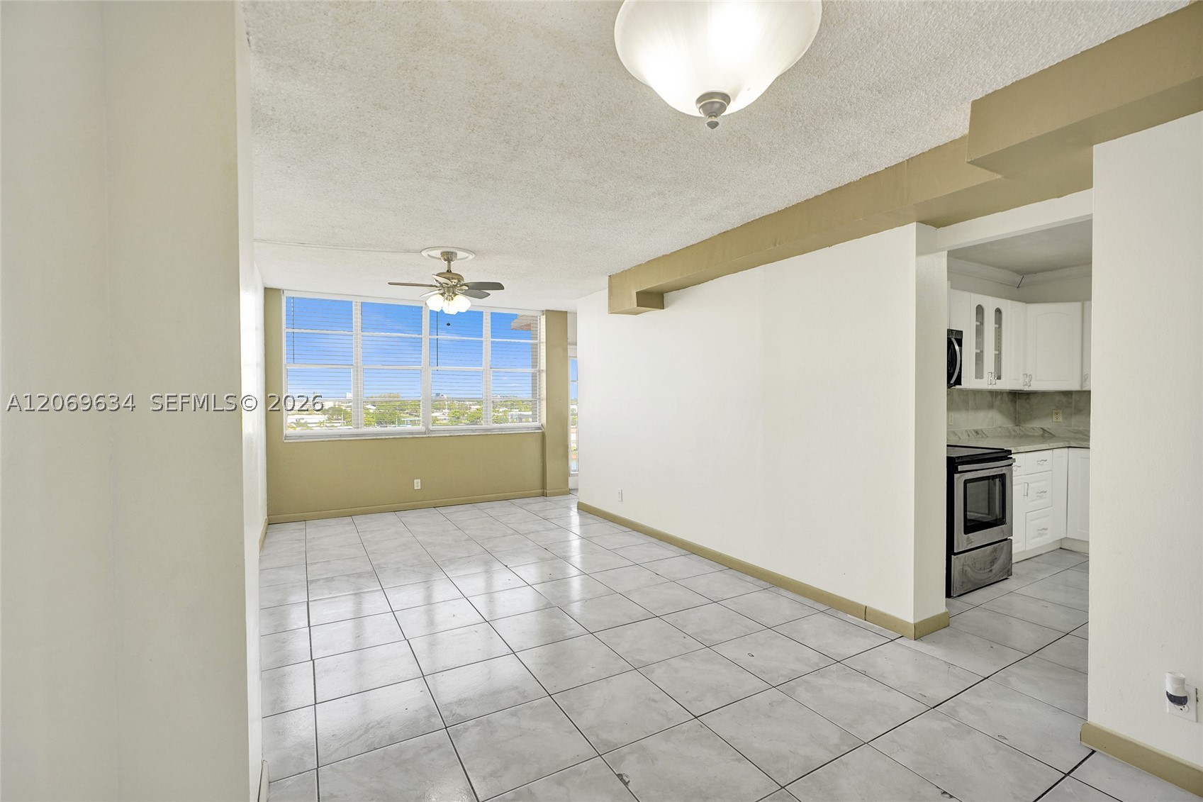 North Miami Beach photo 2