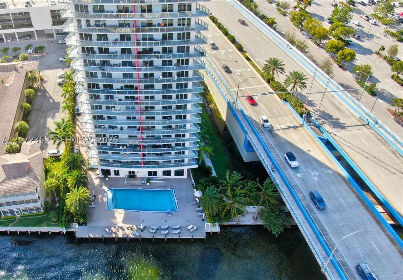 Hallandale Beach photo 3
