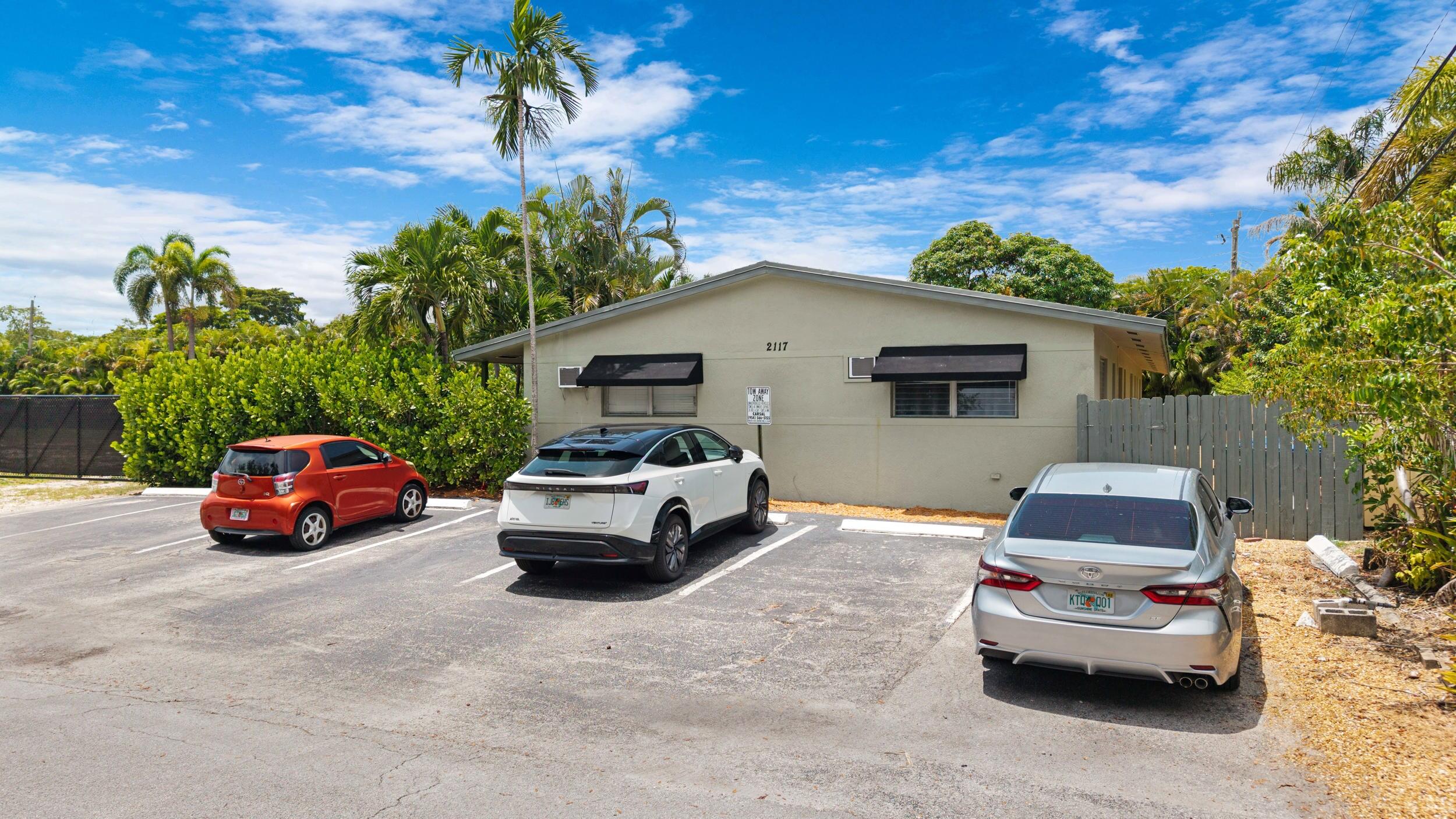 Wilton Manors photo 3