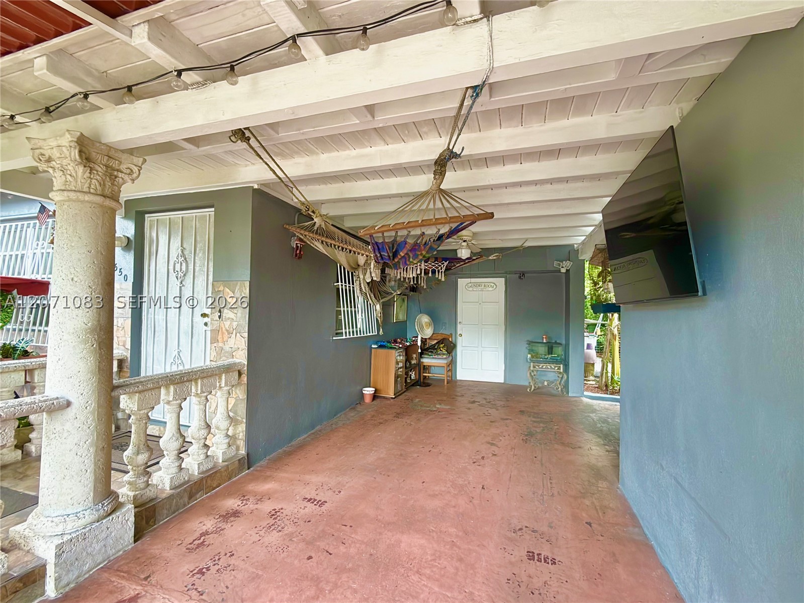 North Miami photo 4