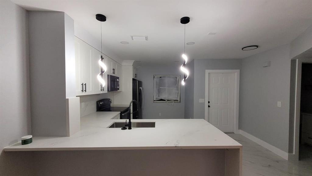 Pembroke Pines photo 5