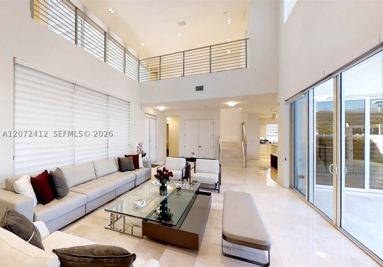 Doral photo 2