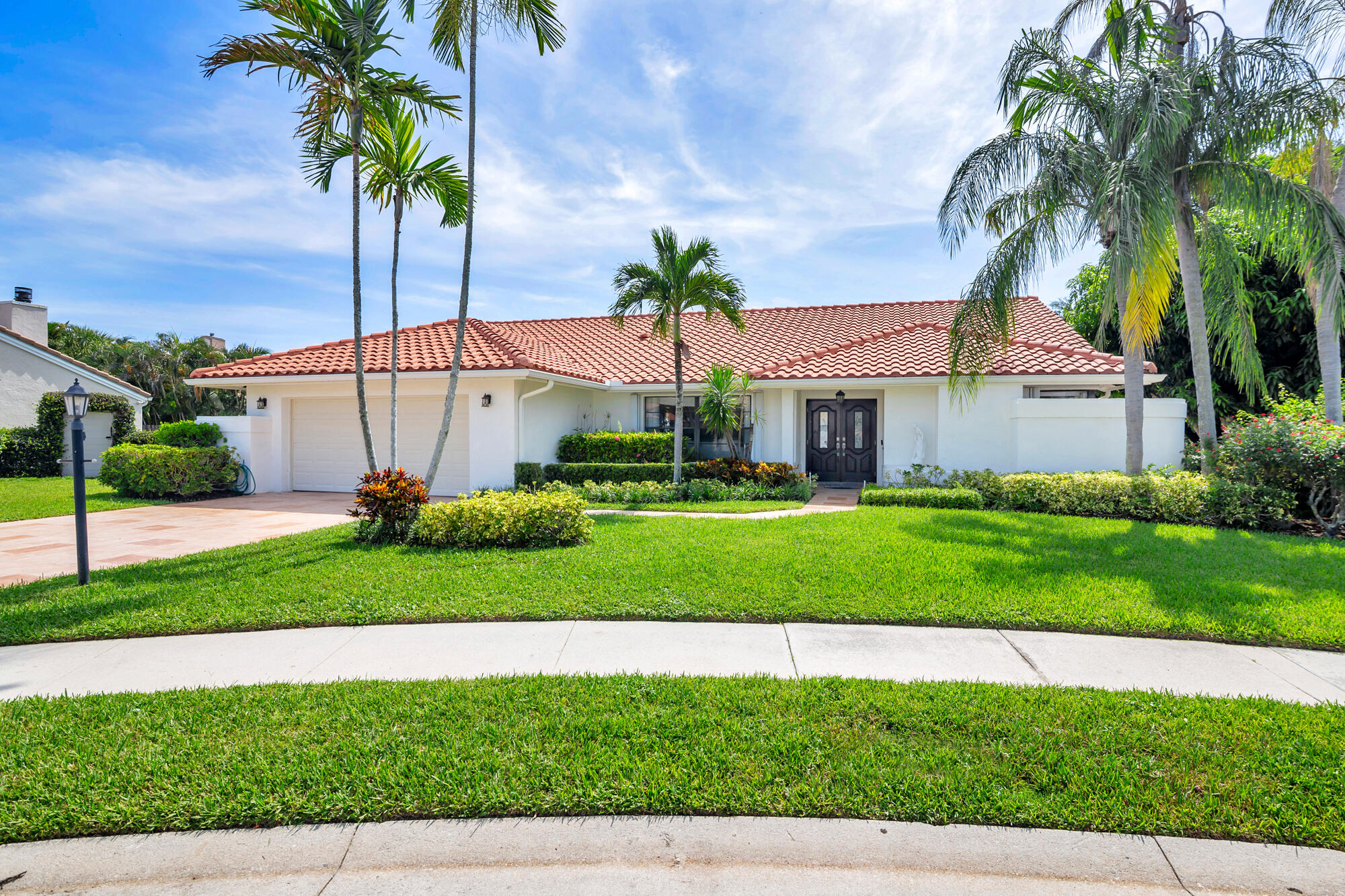 Palm Beach Gardens photo 1