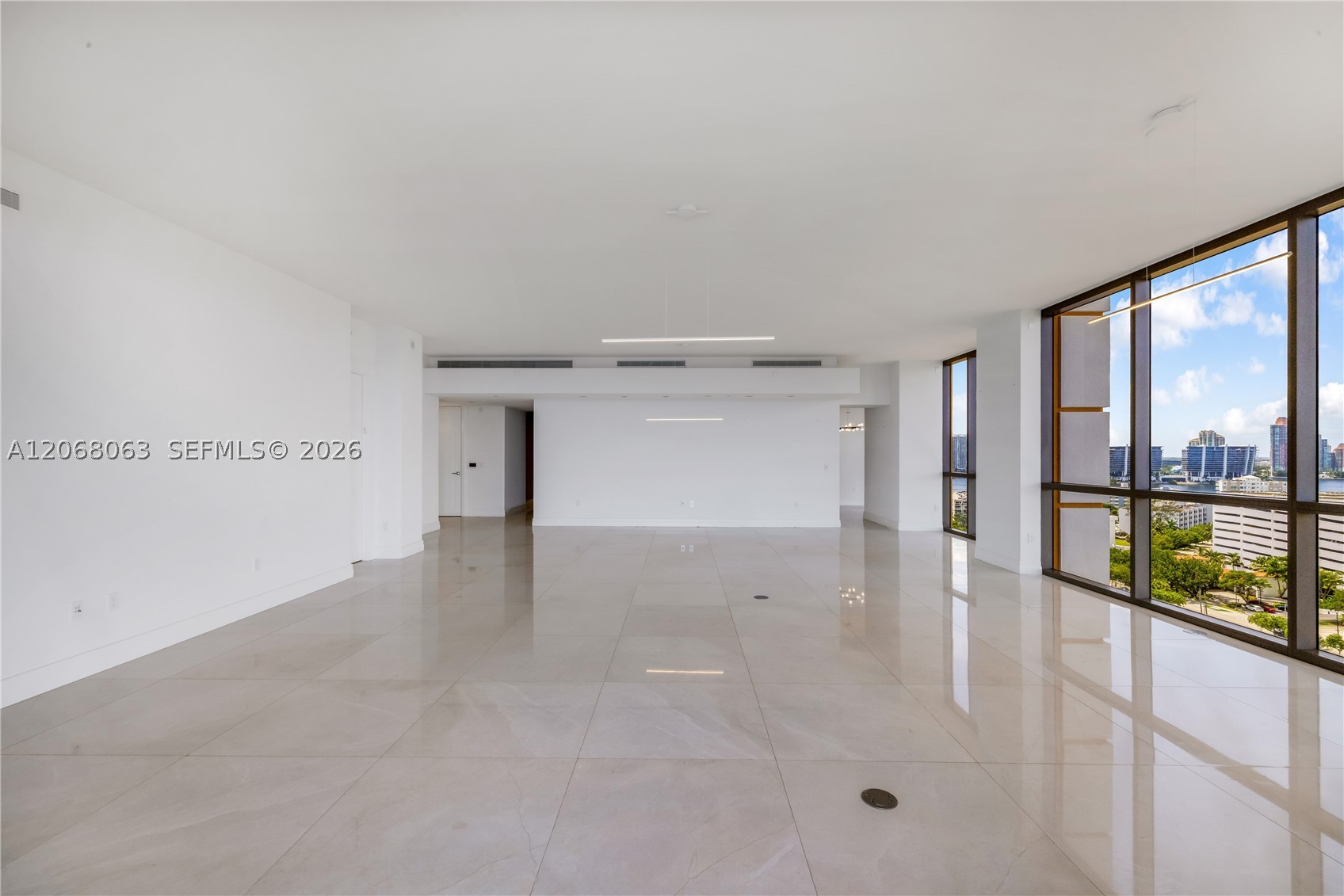 Sunny Isles Beach photo 3