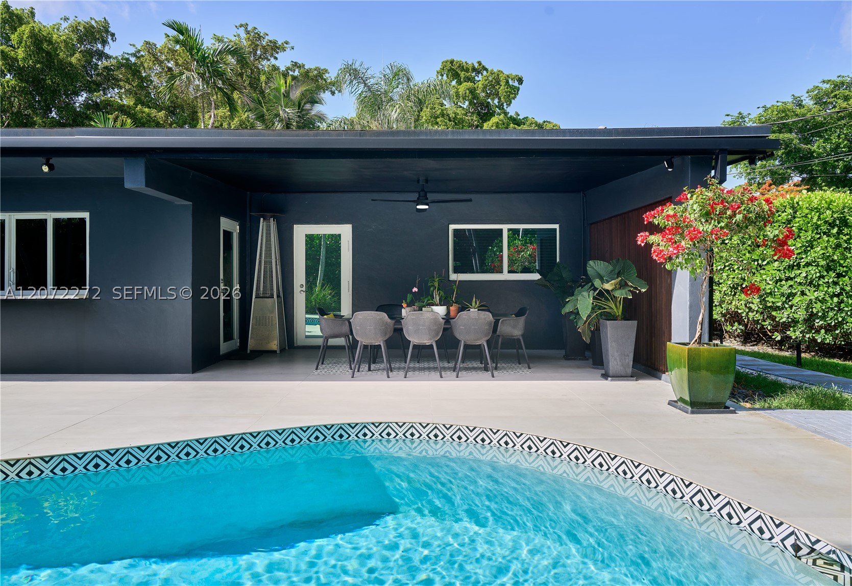 North Miami Beach photo 2