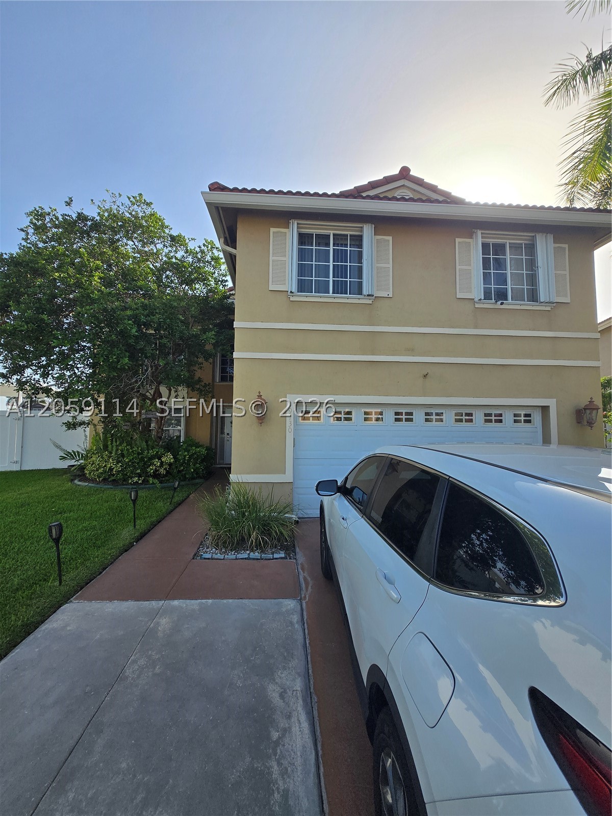 Pembroke Pines photo 4