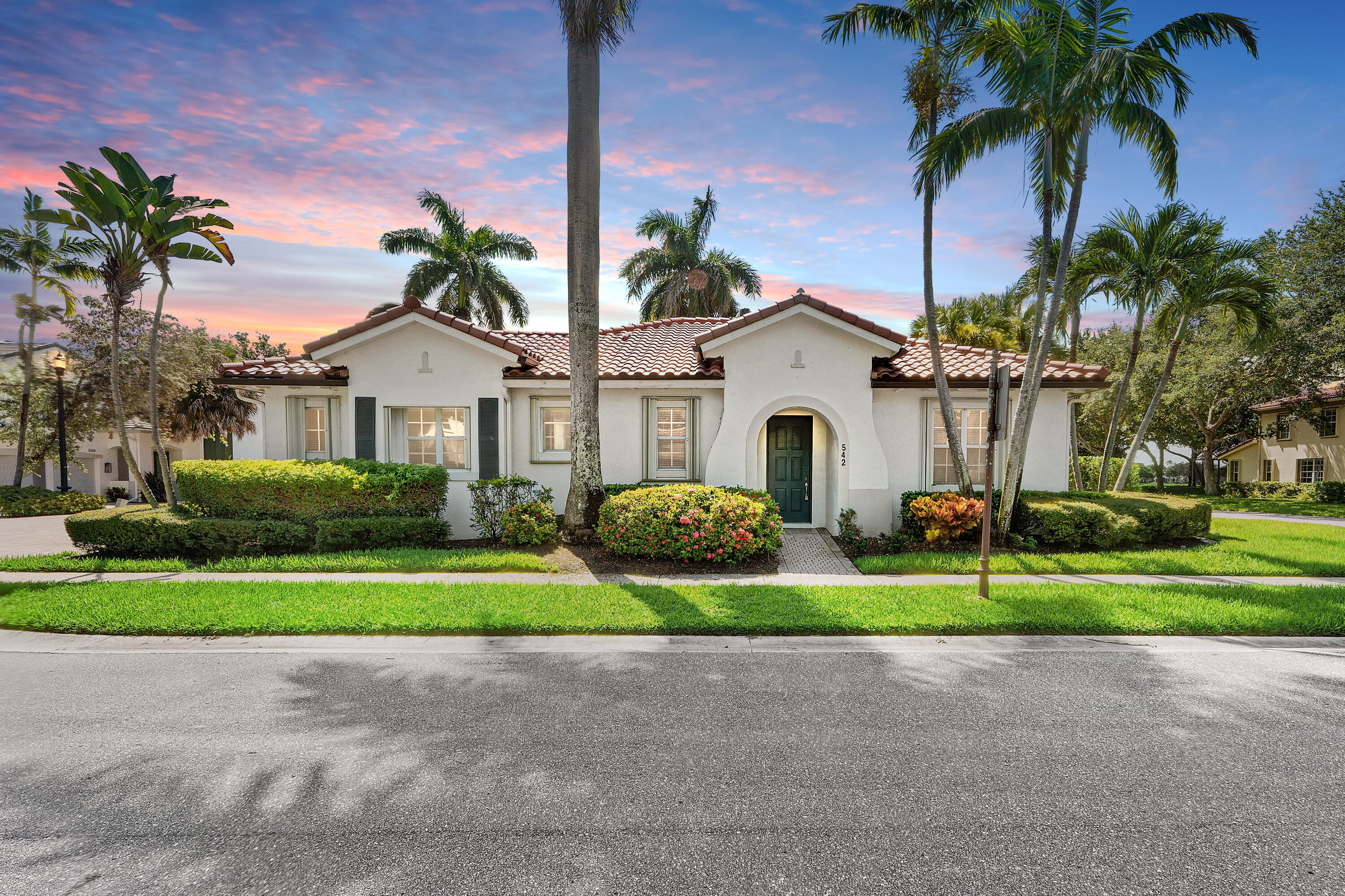 Palm Beach Gardens photo 1