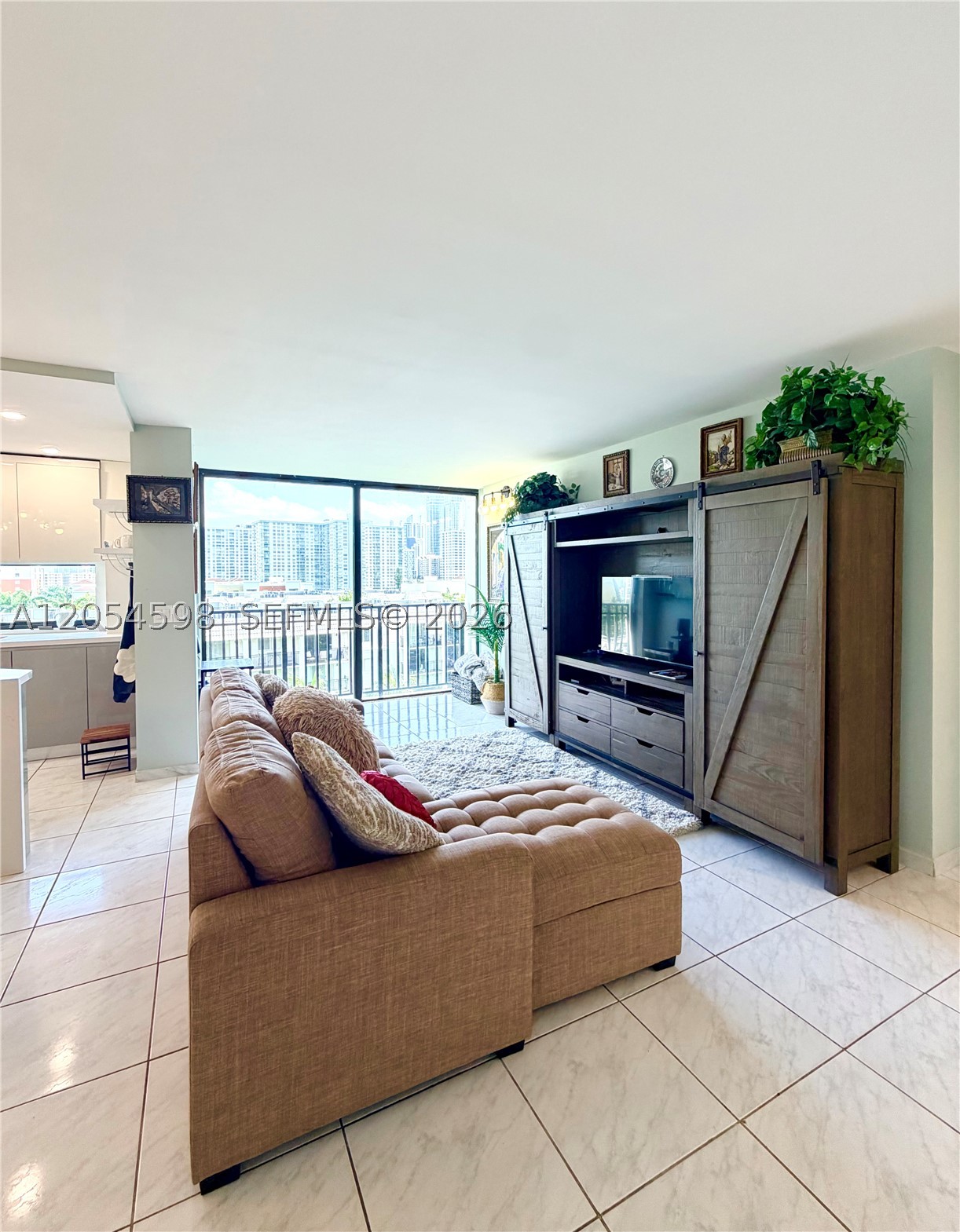 Sunny Isles Beach photo 2
