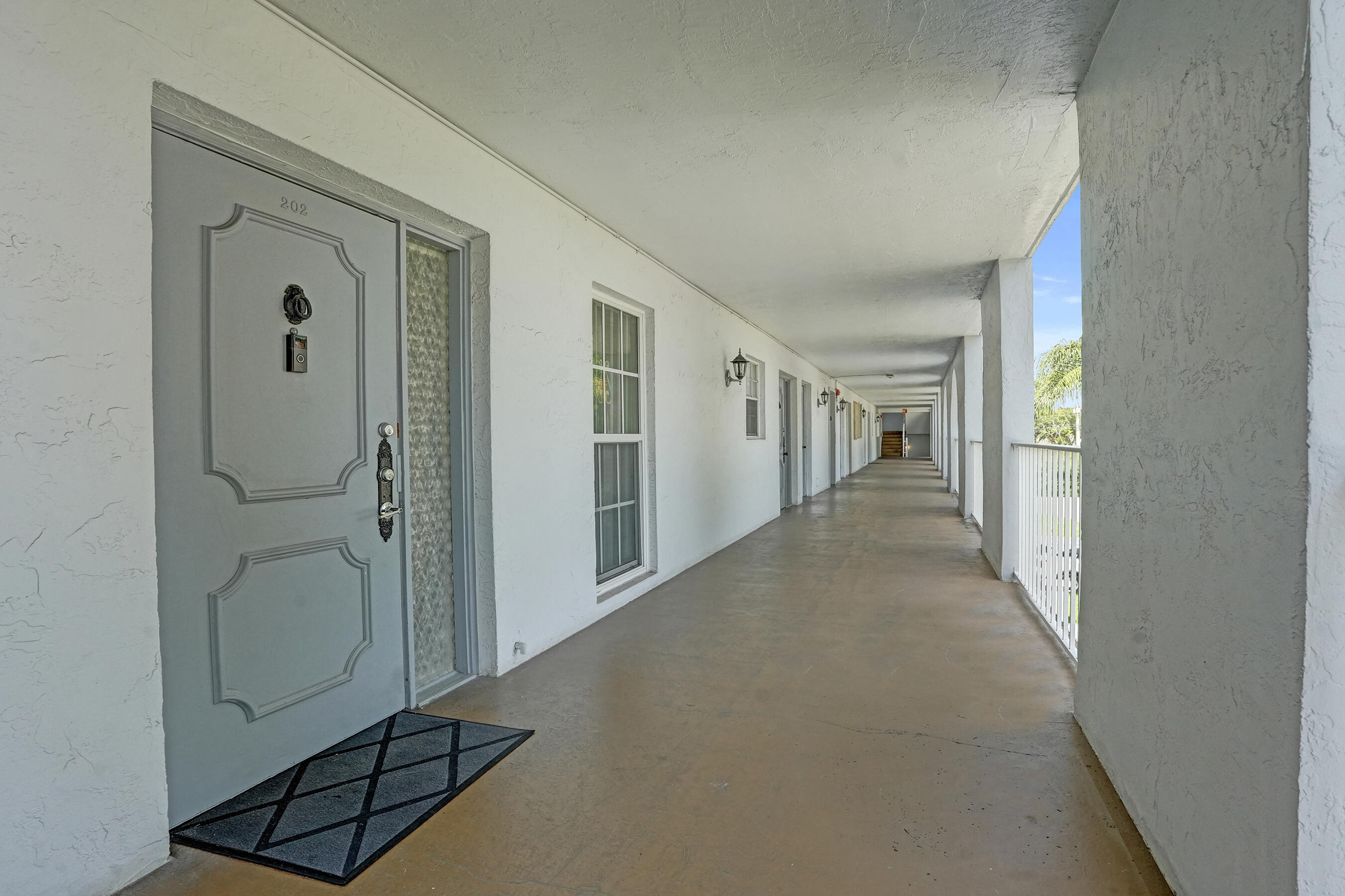 Pembroke Pines photo 3