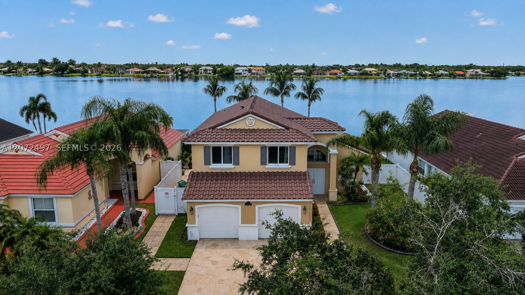 Pembroke Pines photo 1