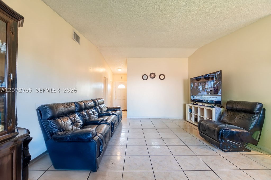 Miami Gardens photo 3