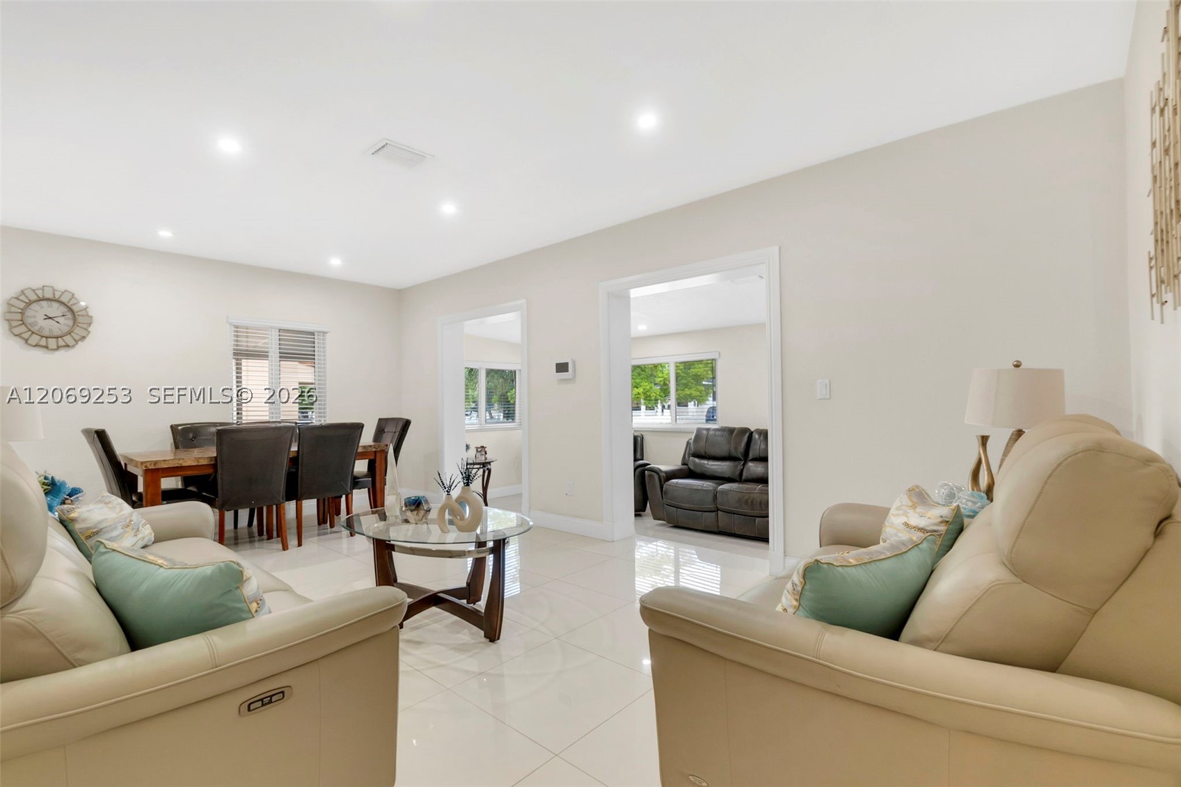 Hialeah photo 2