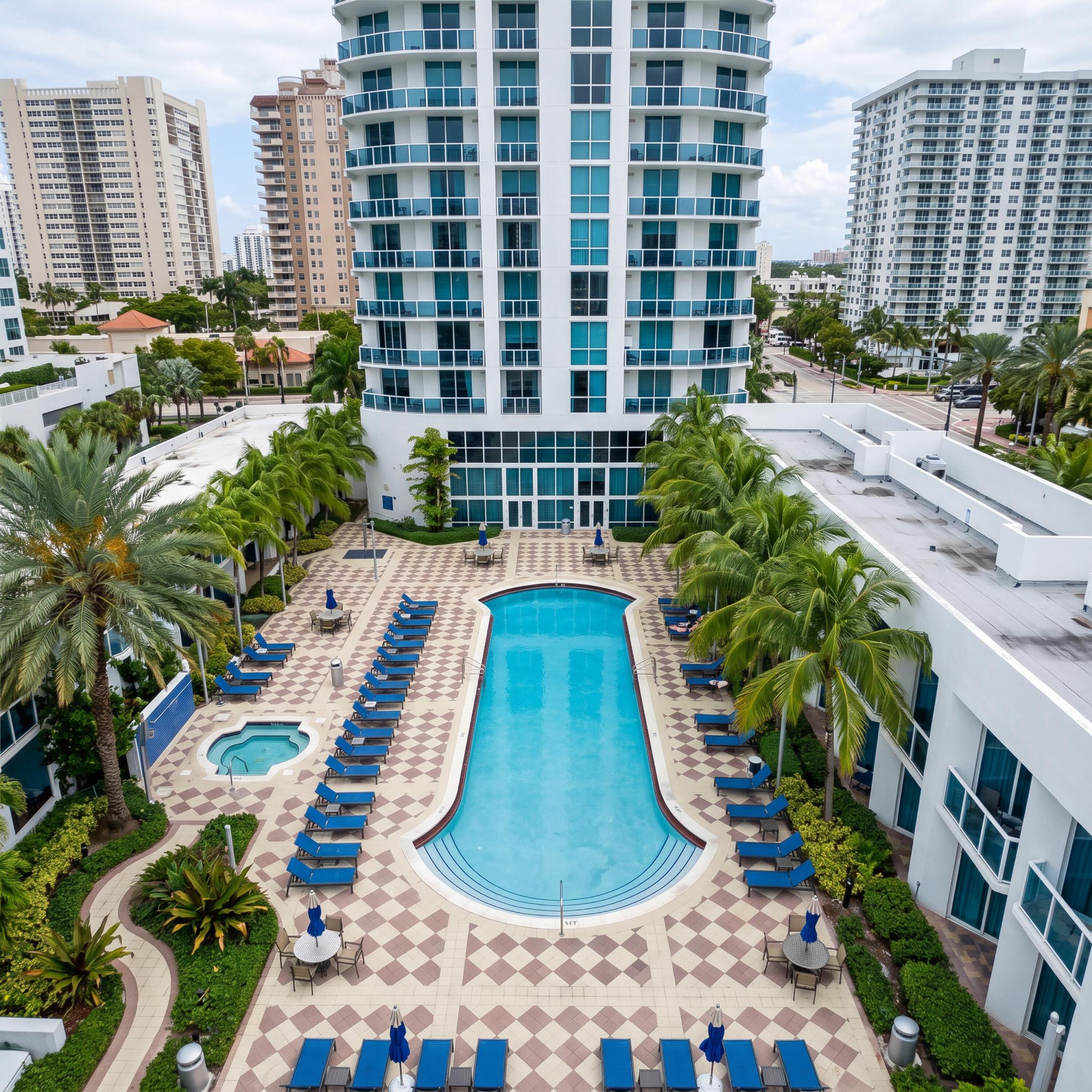Hallandale Beach photo 3