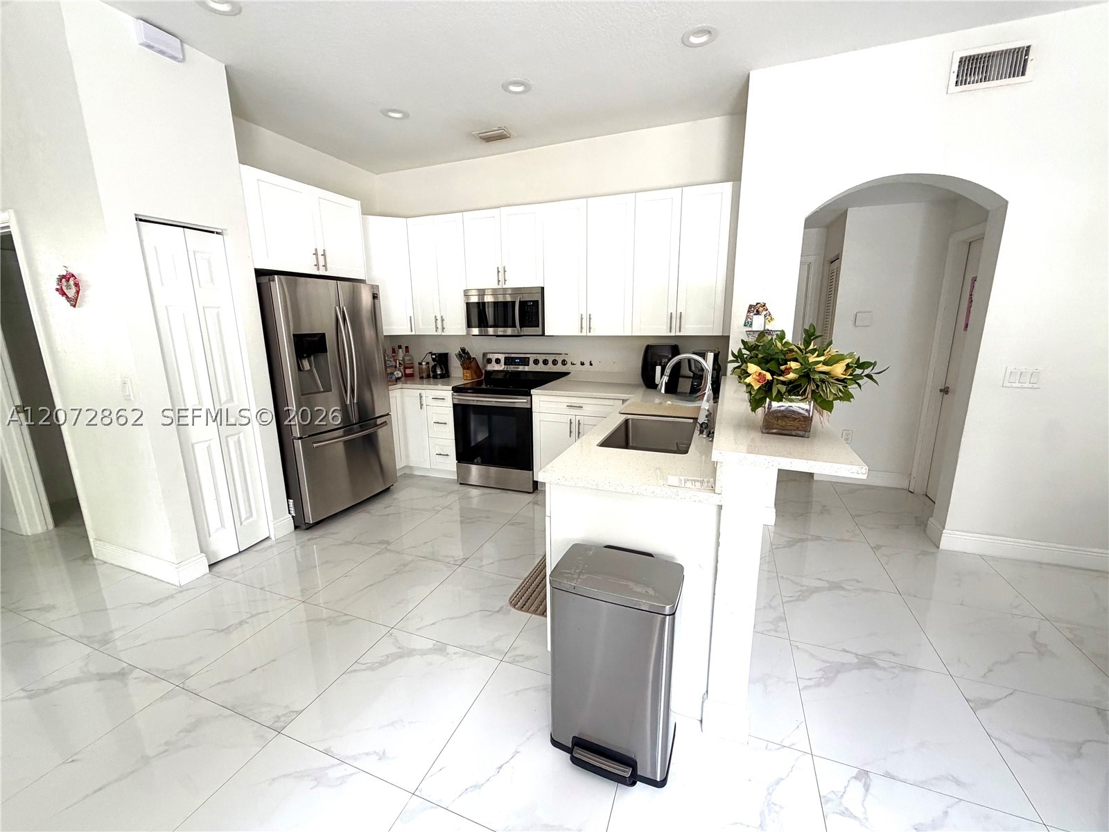 Pembroke Pines photo 3