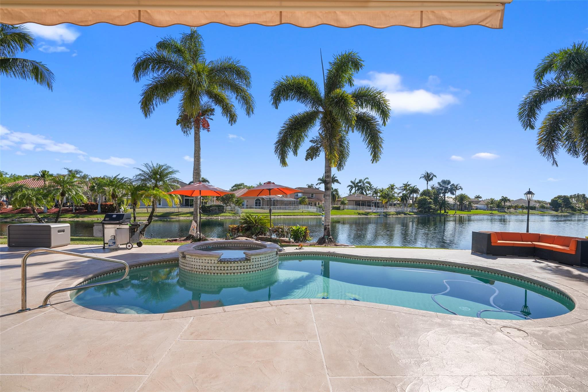 Pembroke Pines photo 4