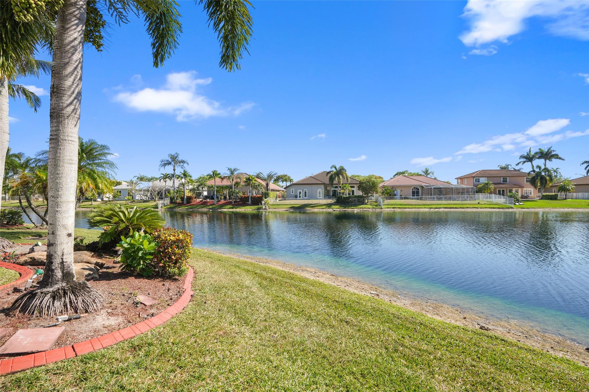 Pembroke Pines photo 5