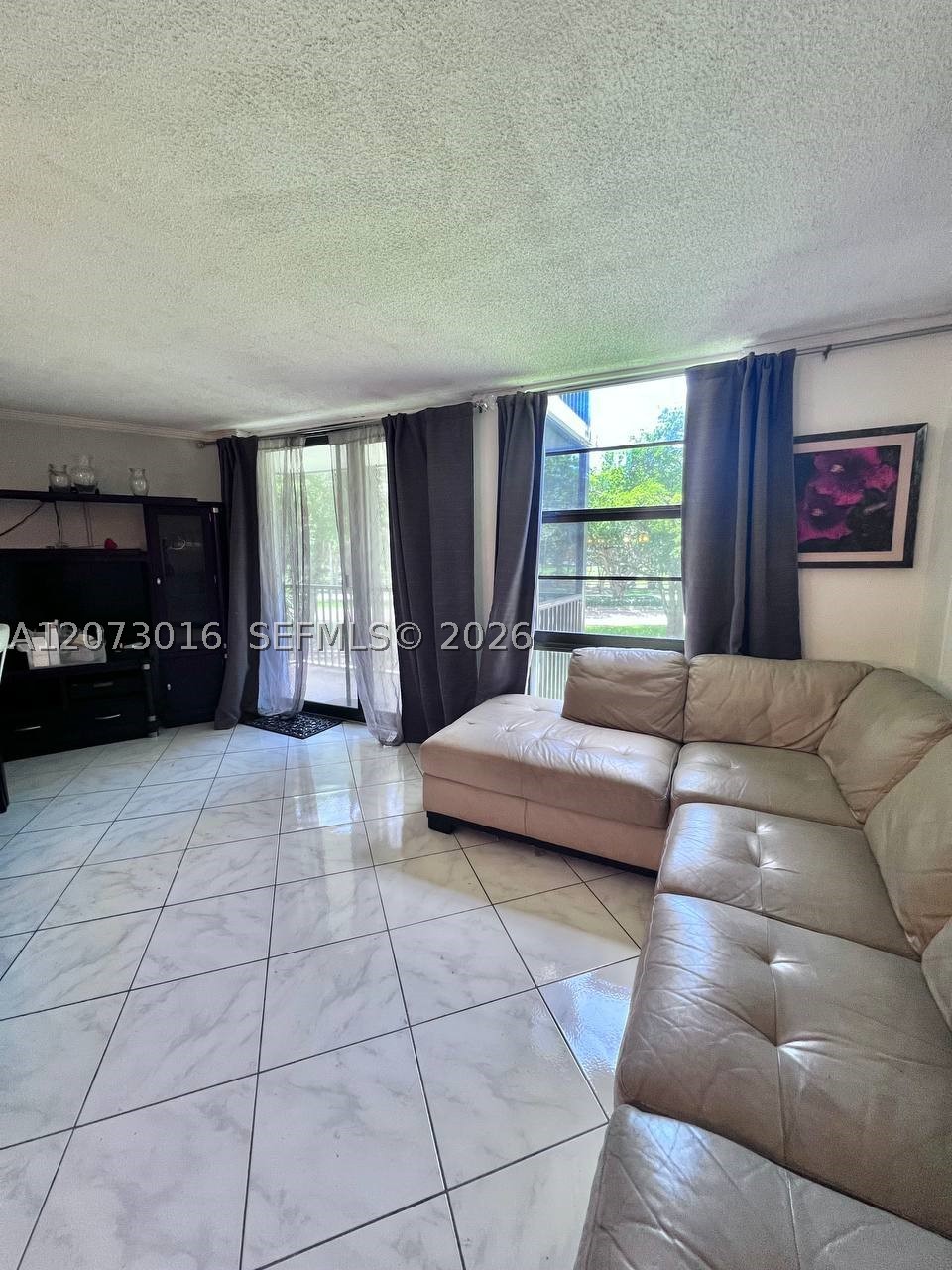 Aventura photo 2