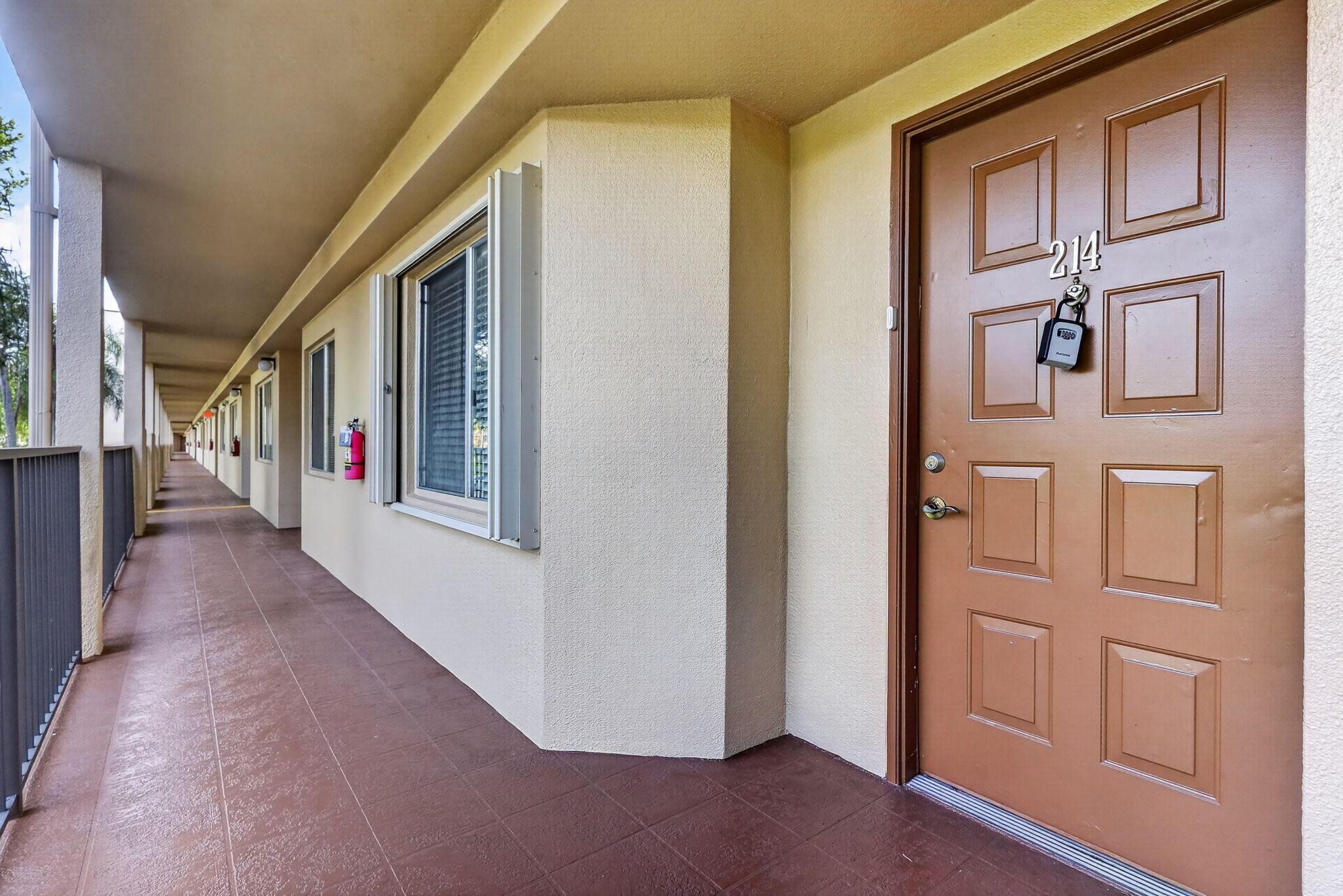 Pembroke Pines photo 3