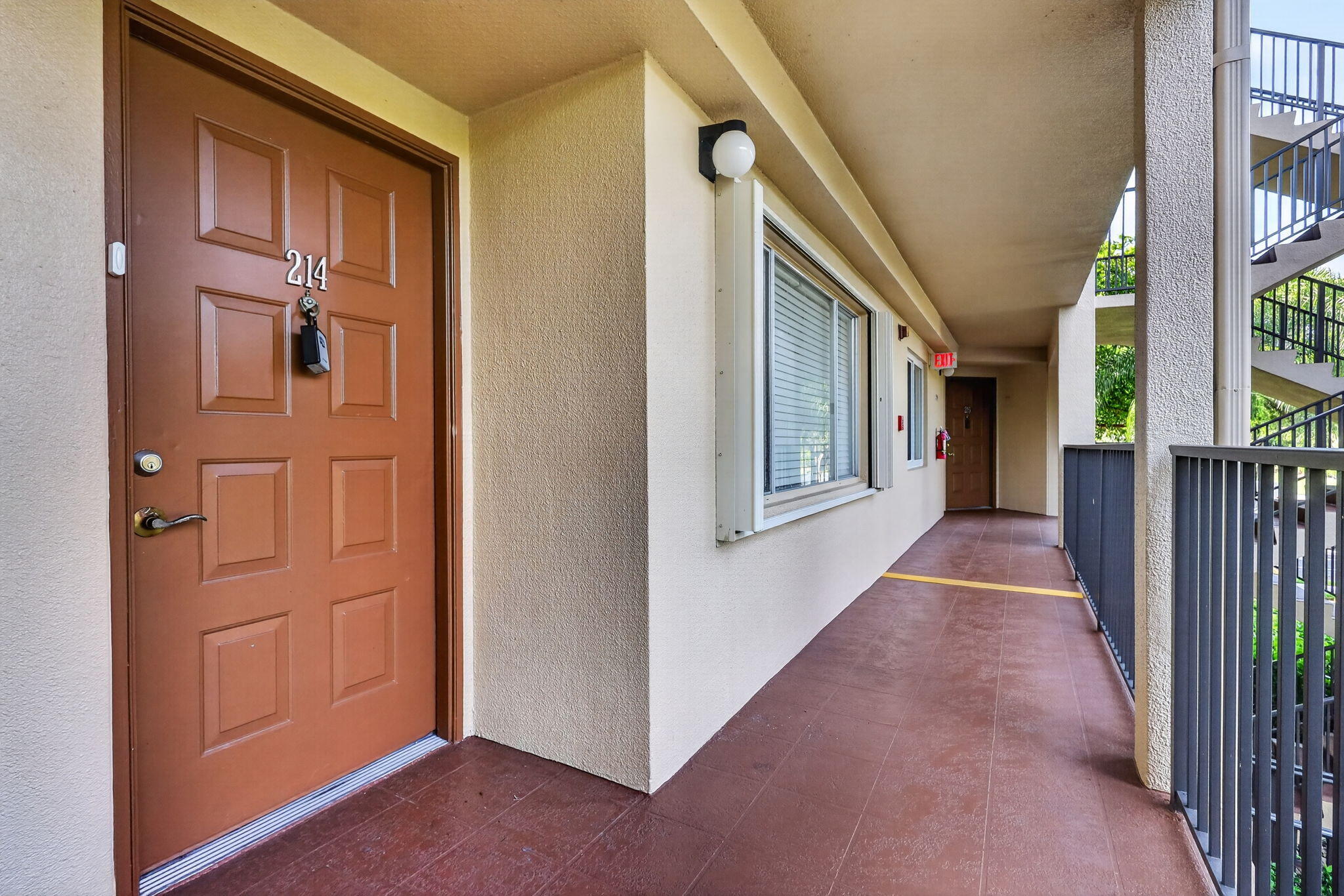 Pembroke Pines photo 4